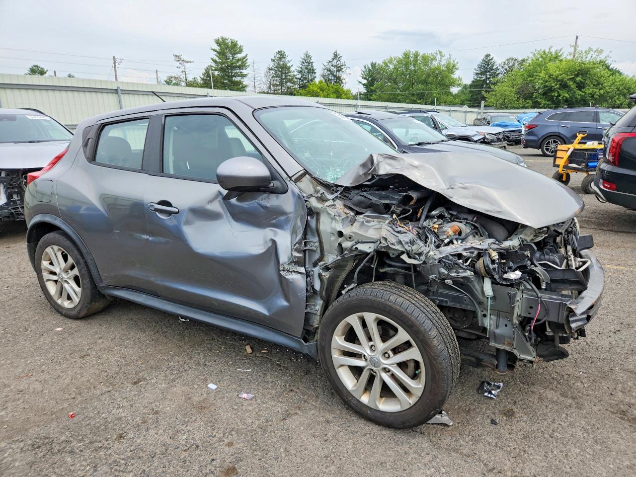 2013 Nissan Juke S/sv/sl Gray vin: JN8AF5MV4DT212527