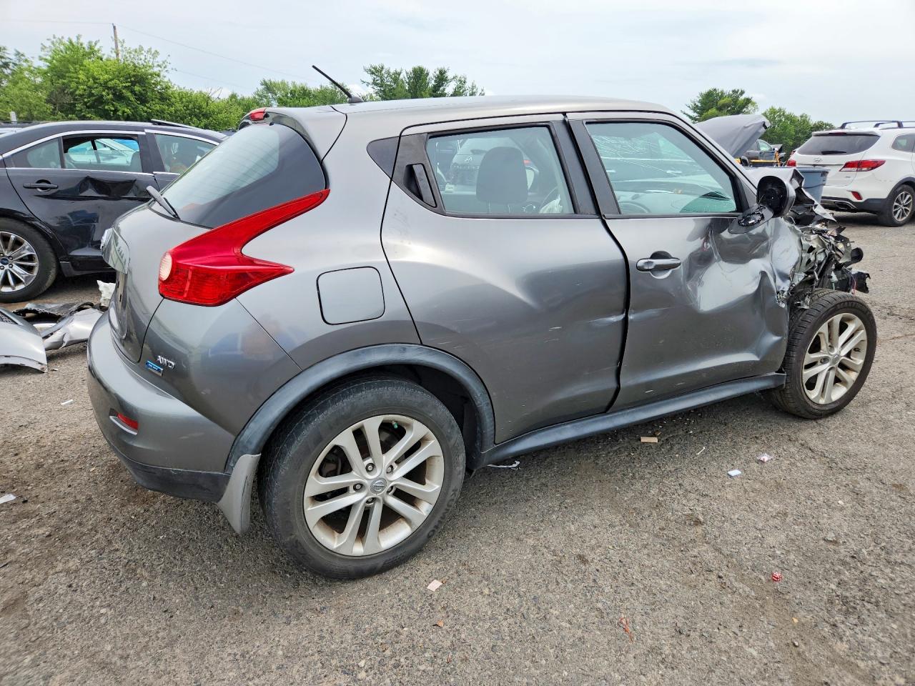 2013 Nissan Juke S/sv/sl Gray vin: JN8AF5MV4DT212527