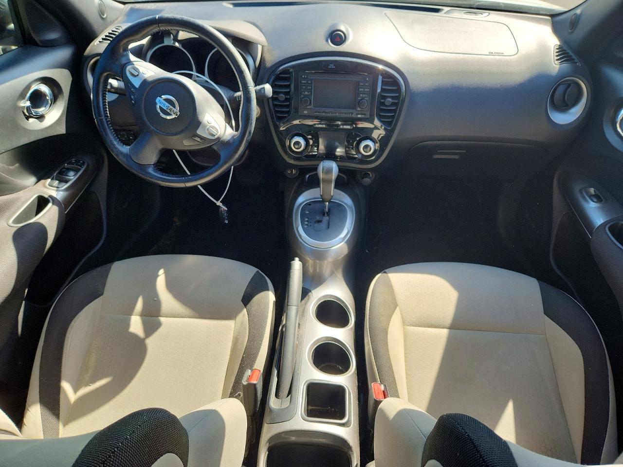 2013 Nissan Juke S White vin: JN8AF5MV4DT213435
