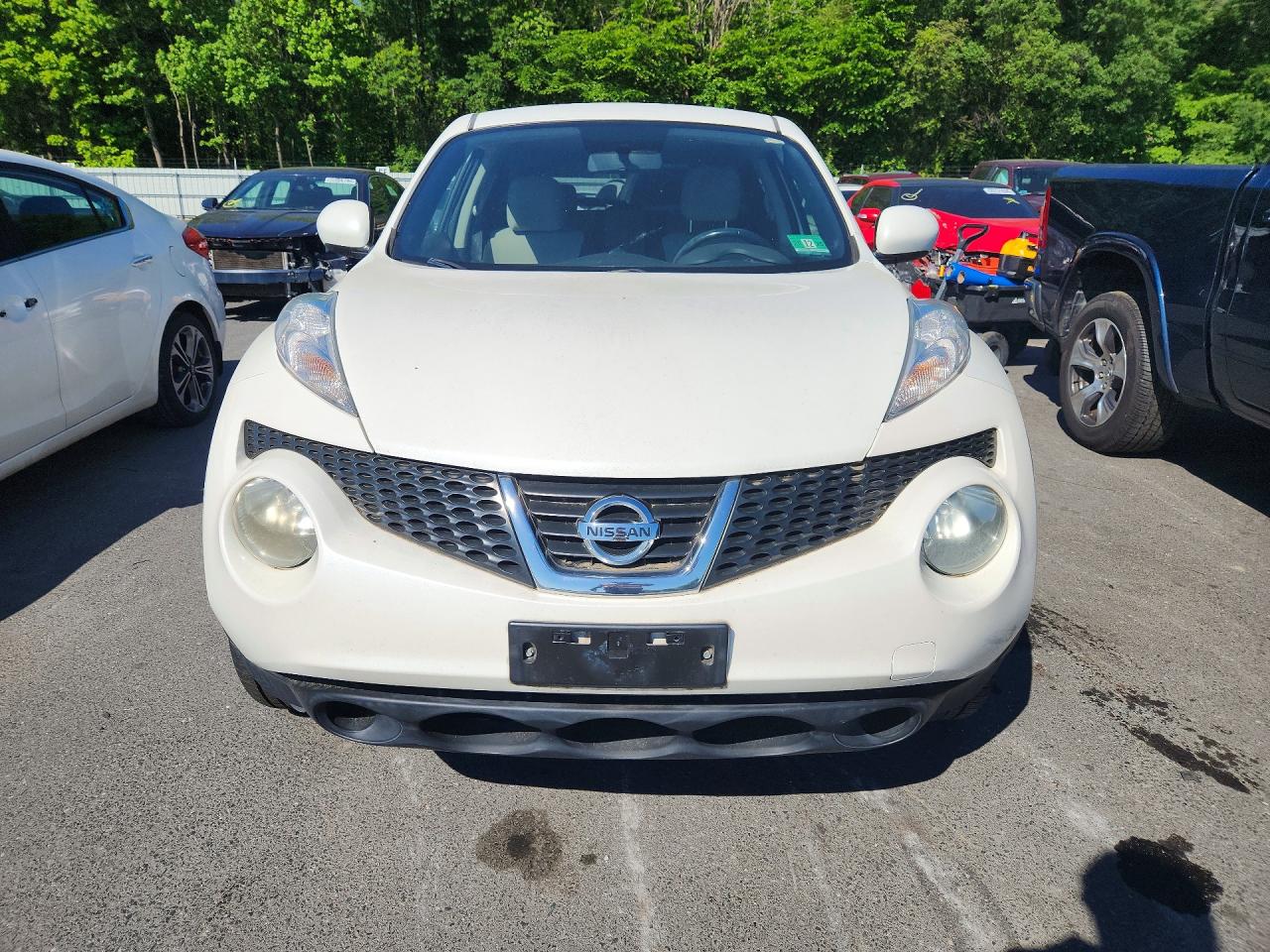 2013 Nissan Juke S White vin: JN8AF5MV4DT213435