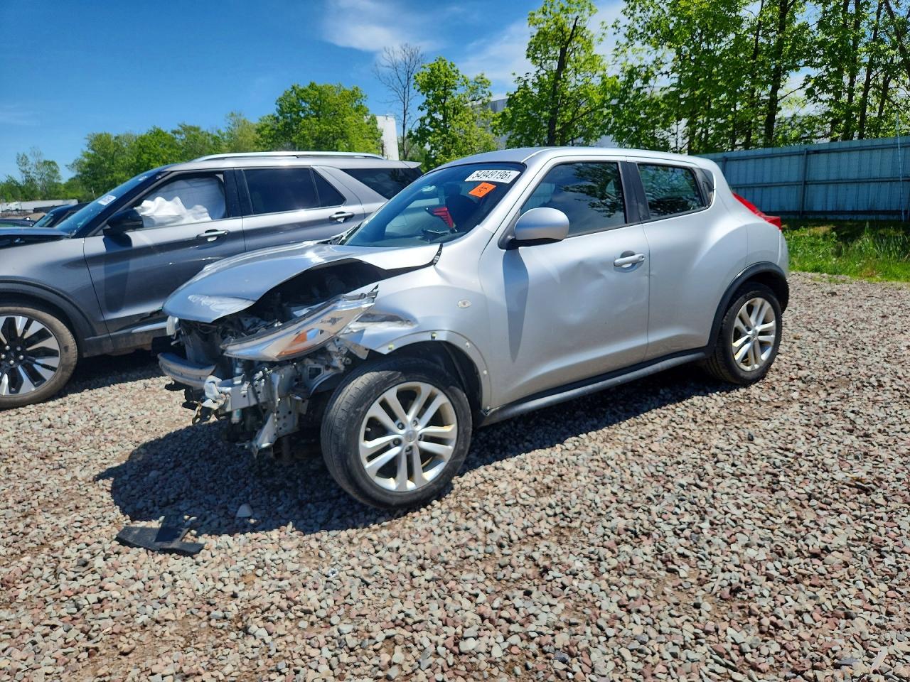 2013 Nissan Juke S Серебряный vin: JN8AF5MV4DT227965