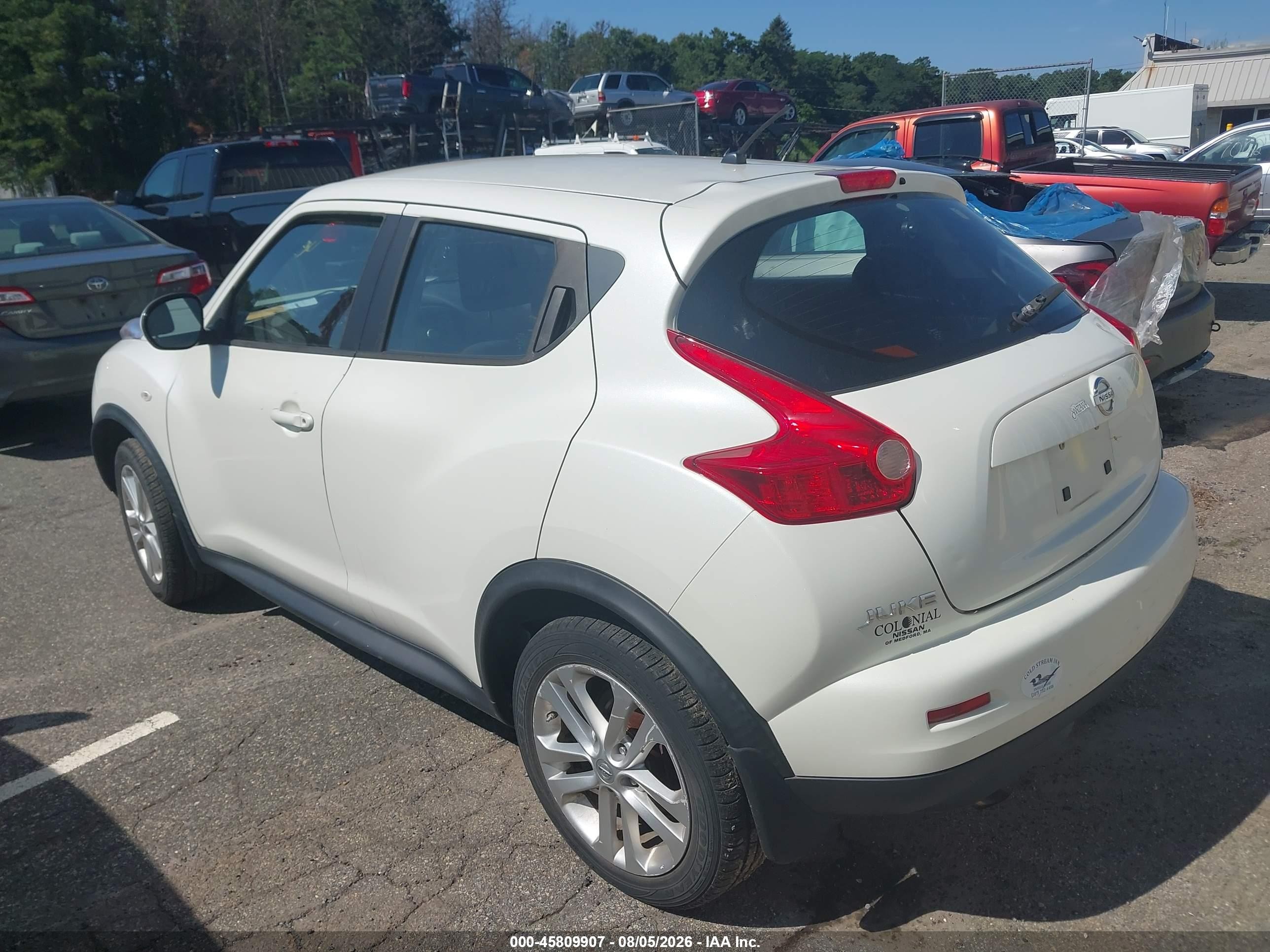 2014 Nissan Juke S Белый vin: JN8AF5MV4ET363675