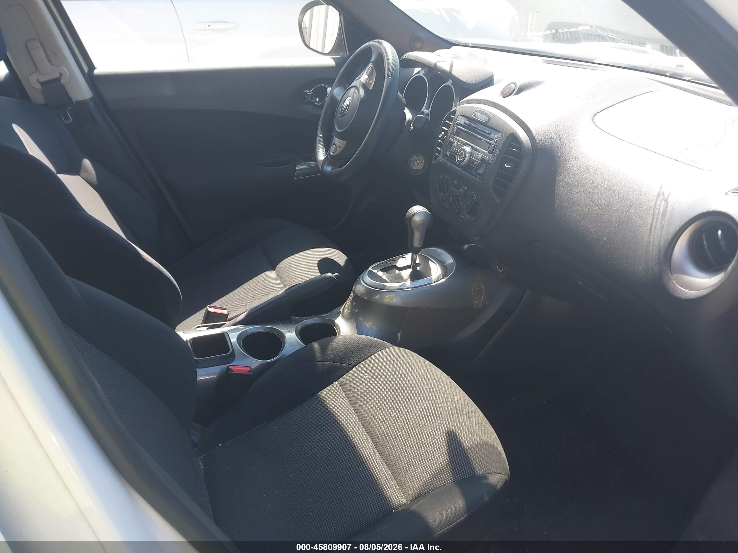 2014 Nissan Juke S Белый vin: JN8AF5MV4ET363675