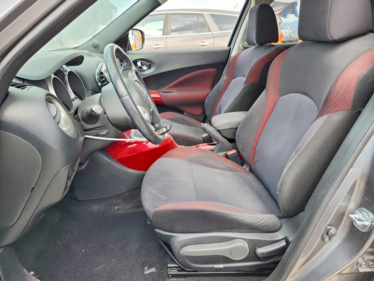 2015 Nissan Juke Sv Серый vin: JN8AF5MV4FT551212