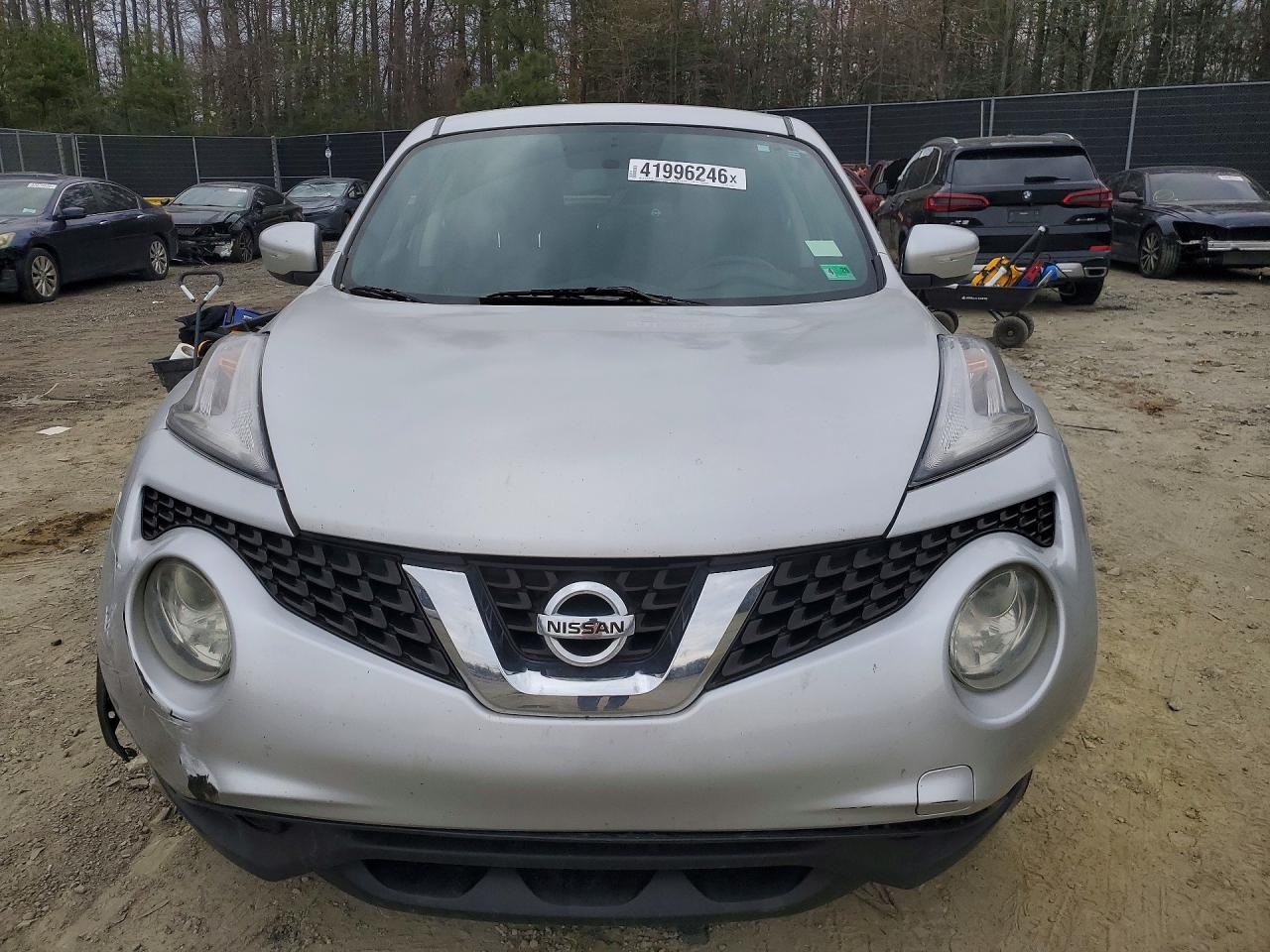 2015 Nissan Juke S Silver vin: JN8AF5MV4FT551663