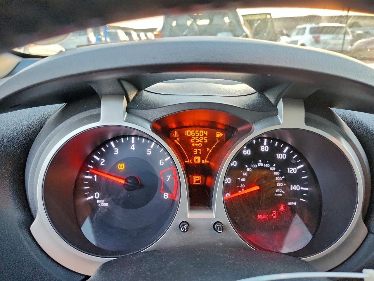 2015 Nissan Juke Sv White vin: JN8AF5MV4FT554014