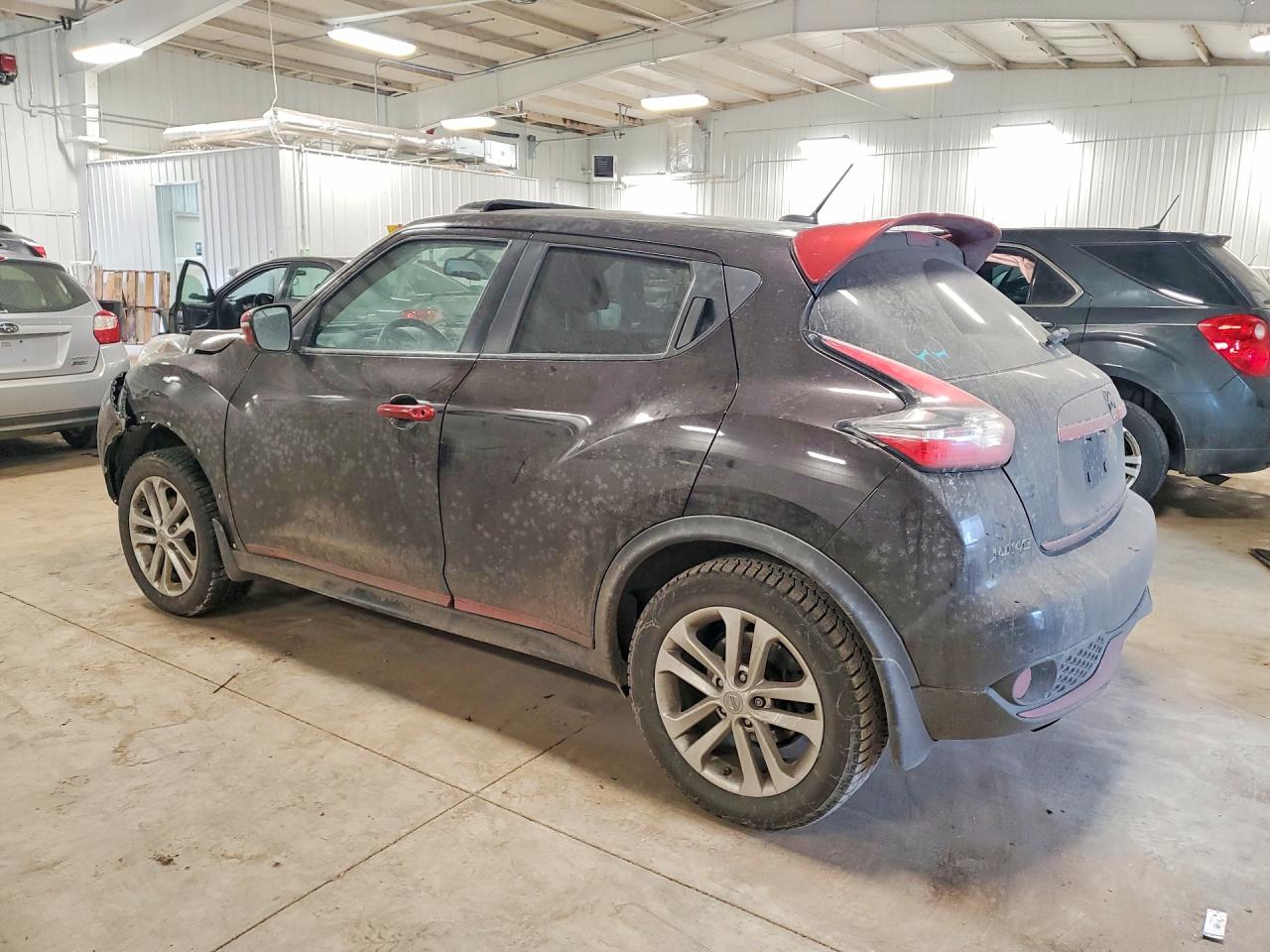 2015 Nissan Juke Sv Brown vin: JN8AF5MV4FT560606