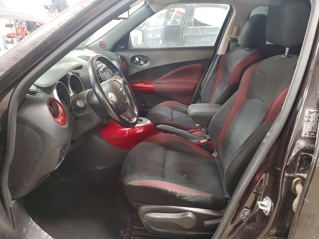 2015 Nissan Juke Sv Brown vin: JN8AF5MV4FT560606