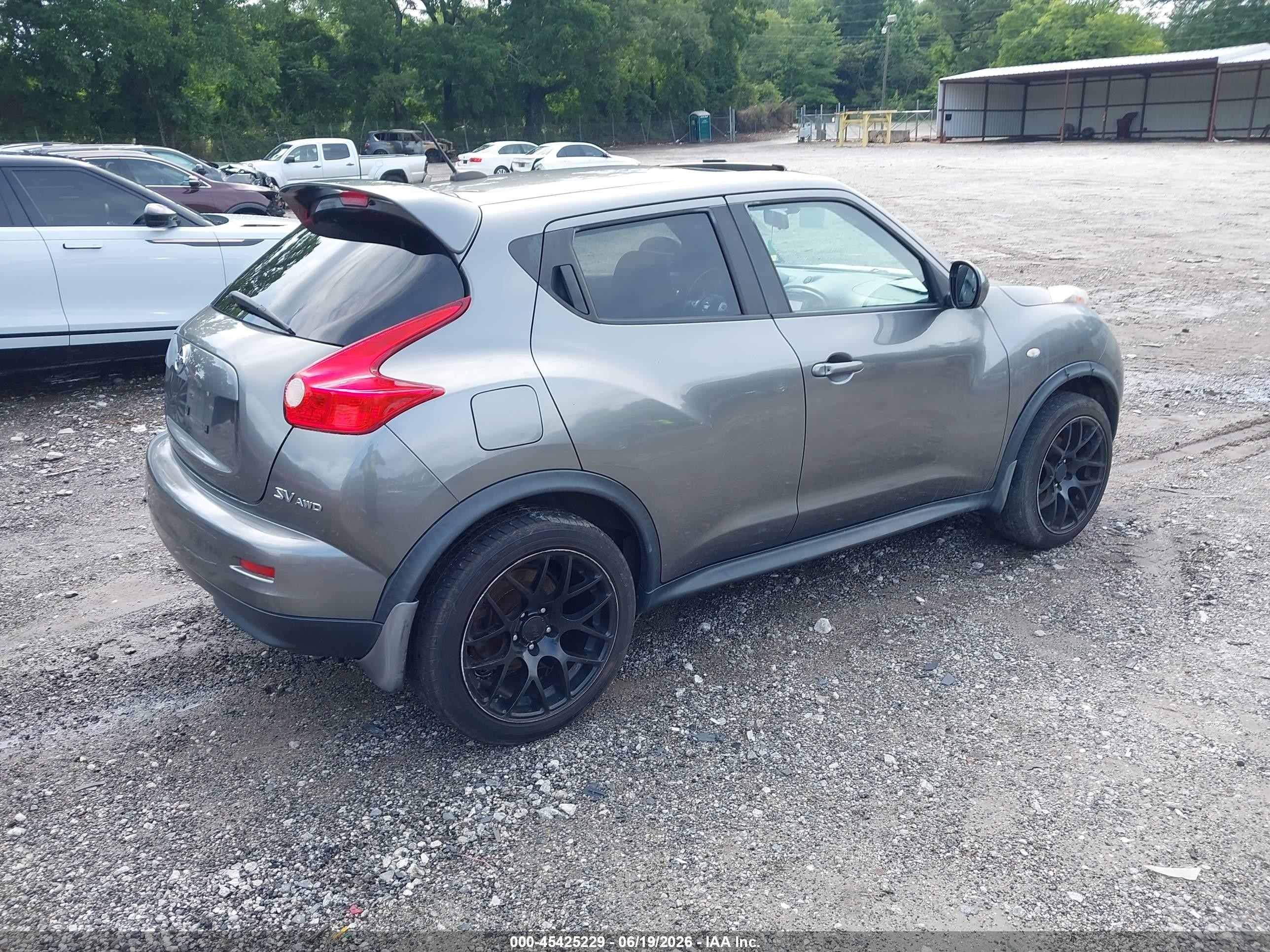 2011 Nissan Juke Sv Серый vin: JN8AF5MV5BT021406