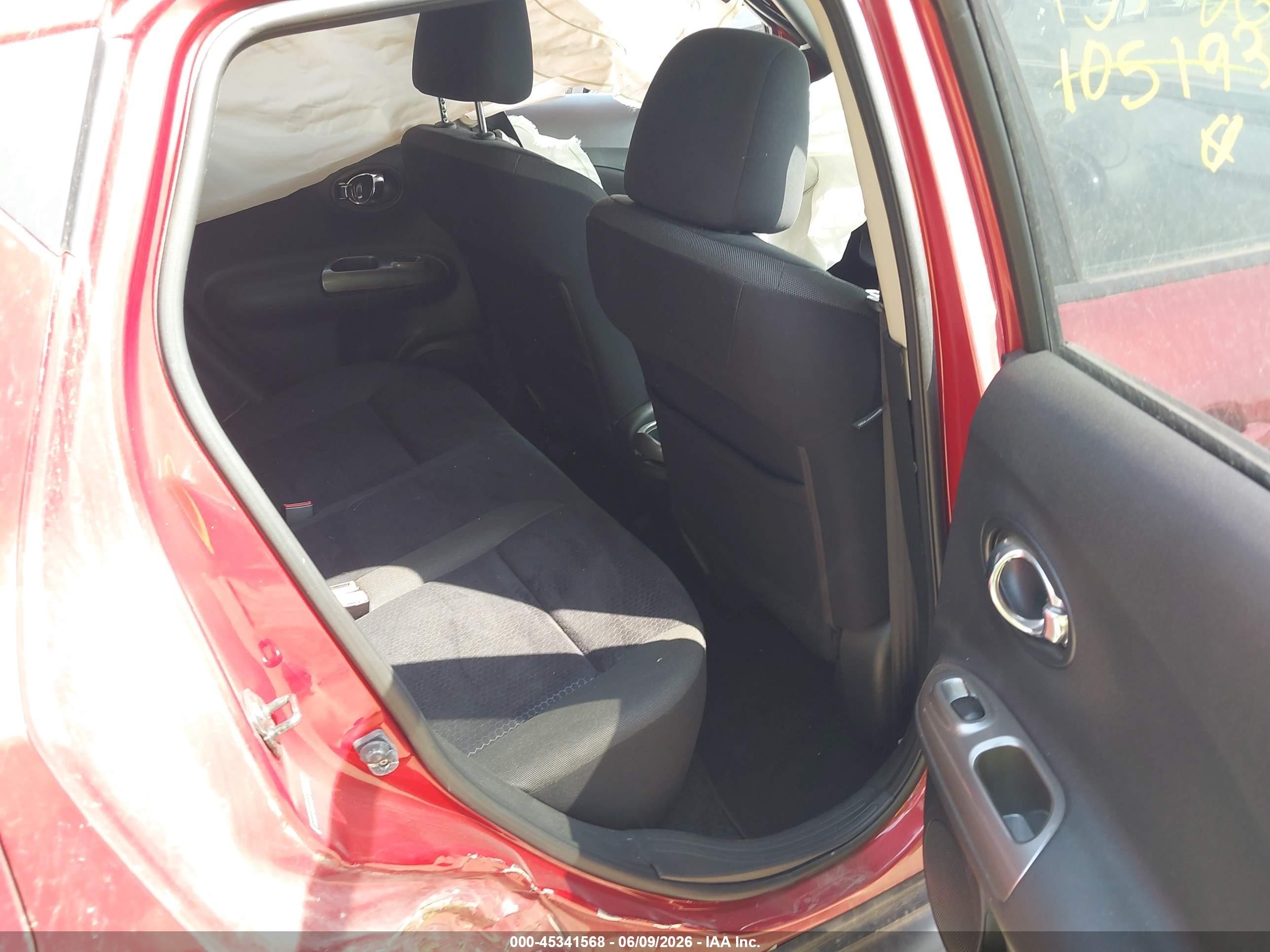 2012 Nissan Juke Sv Red vin: JN8AF5MV5CT105193