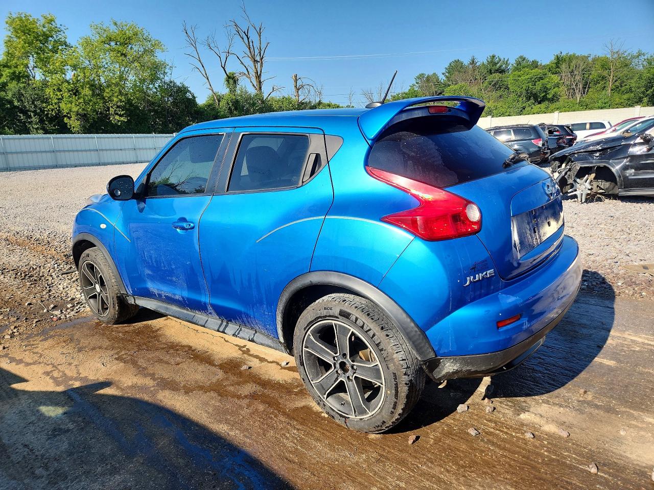 2012 Nissan Juke S Blue vin: JN8AF5MV5CT113374