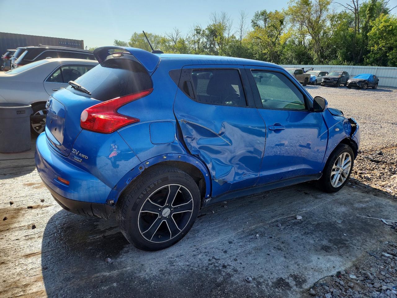 2012 Nissan Juke S Blue vin: JN8AF5MV5CT113374