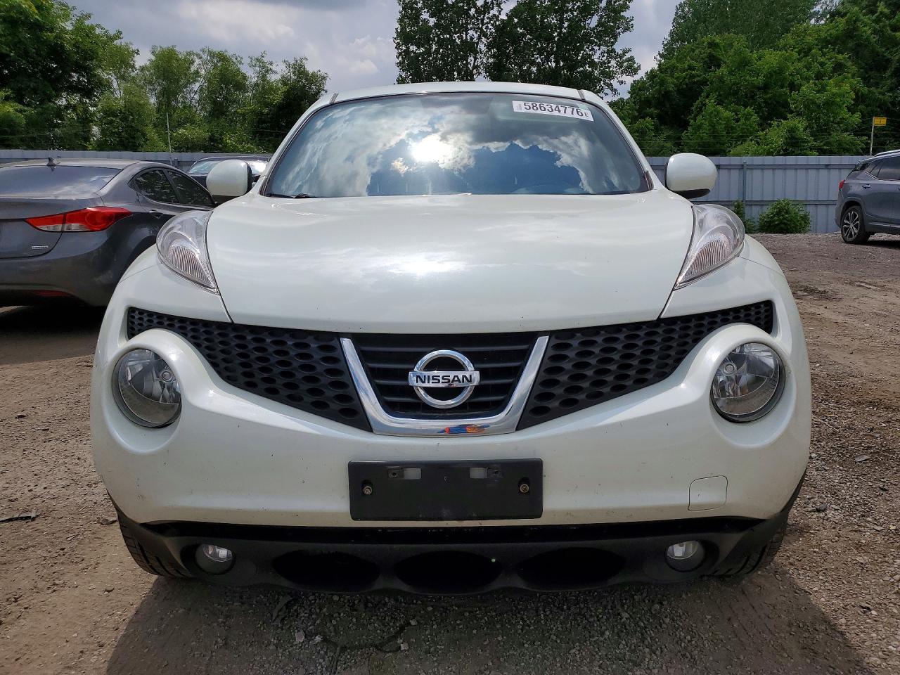 2012 Nissan Juke S White vin: JN8AF5MV5CT126643