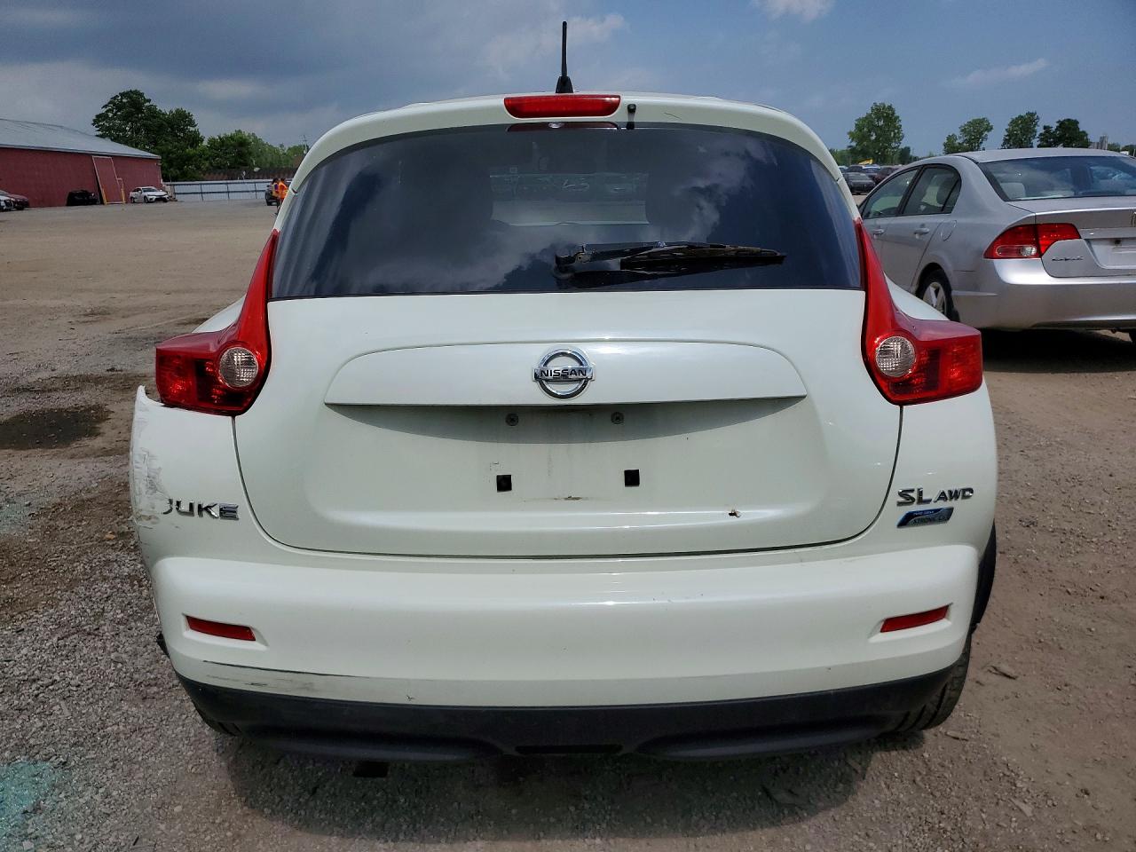 2012 Nissan Juke S White vin: JN8AF5MV5CT126643