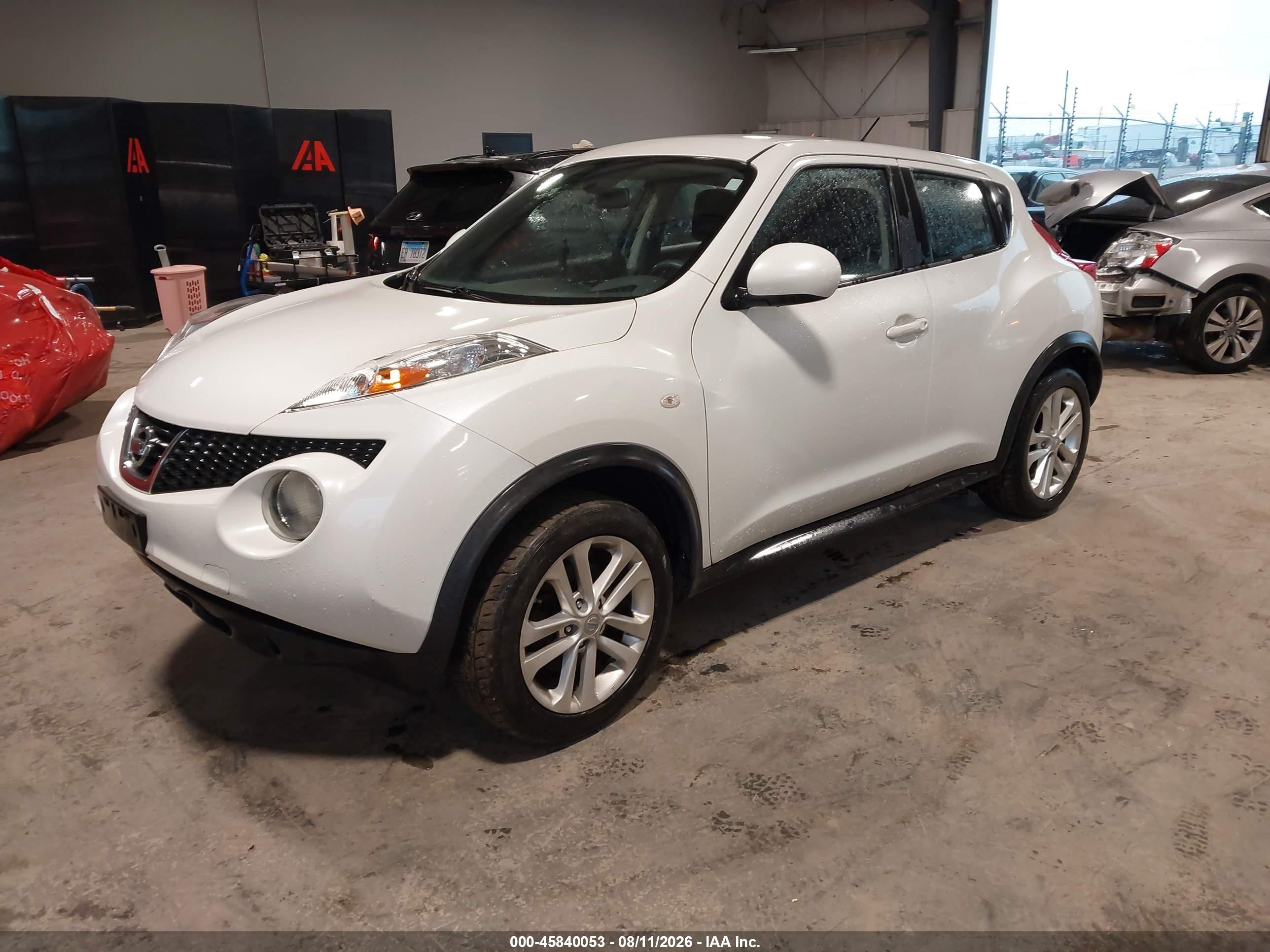 2013 Nissan Juke S White vin: JN8AF5MV5DT211600