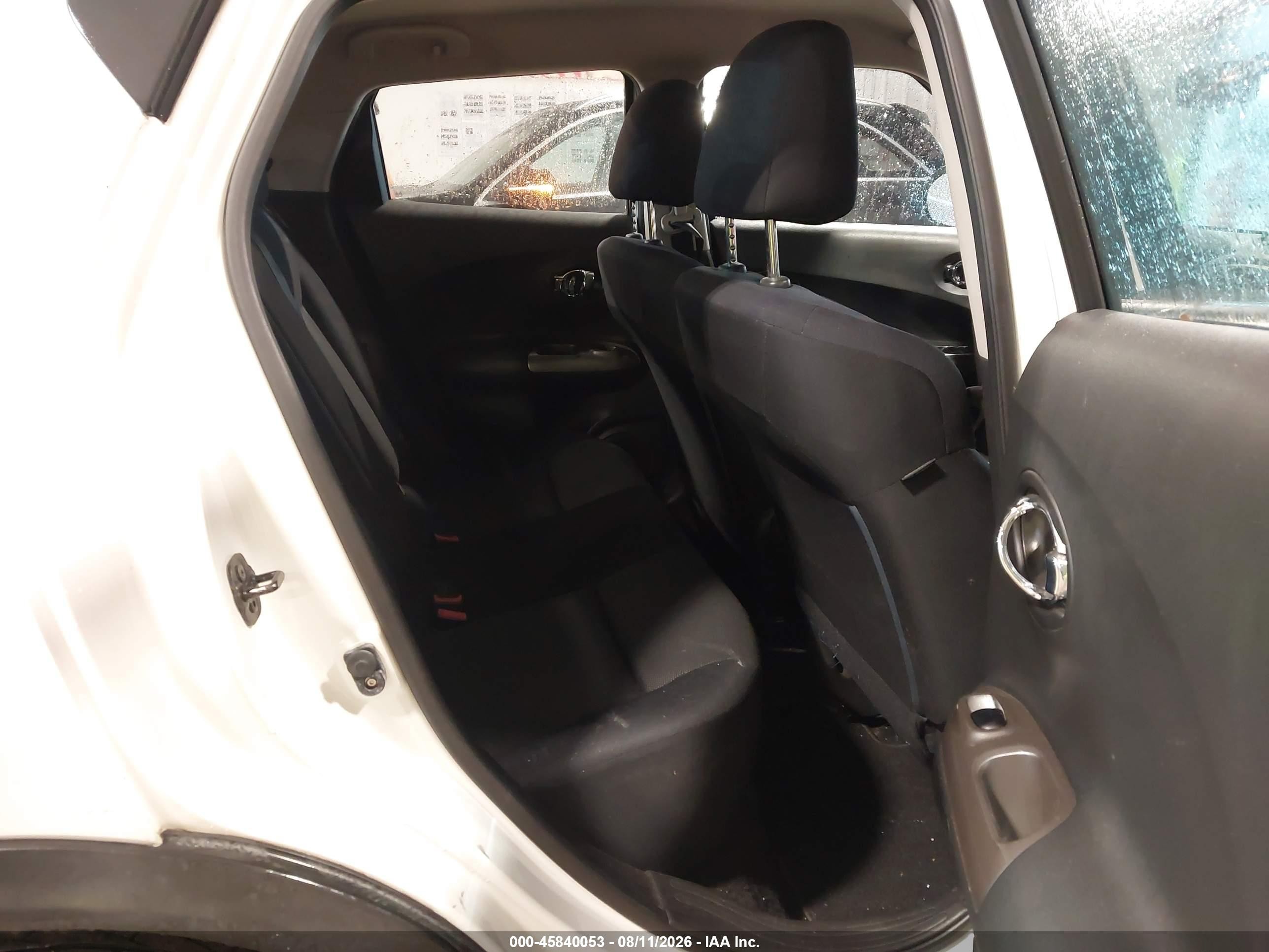 2013 Nissan Juke S White vin: JN8AF5MV5DT211600