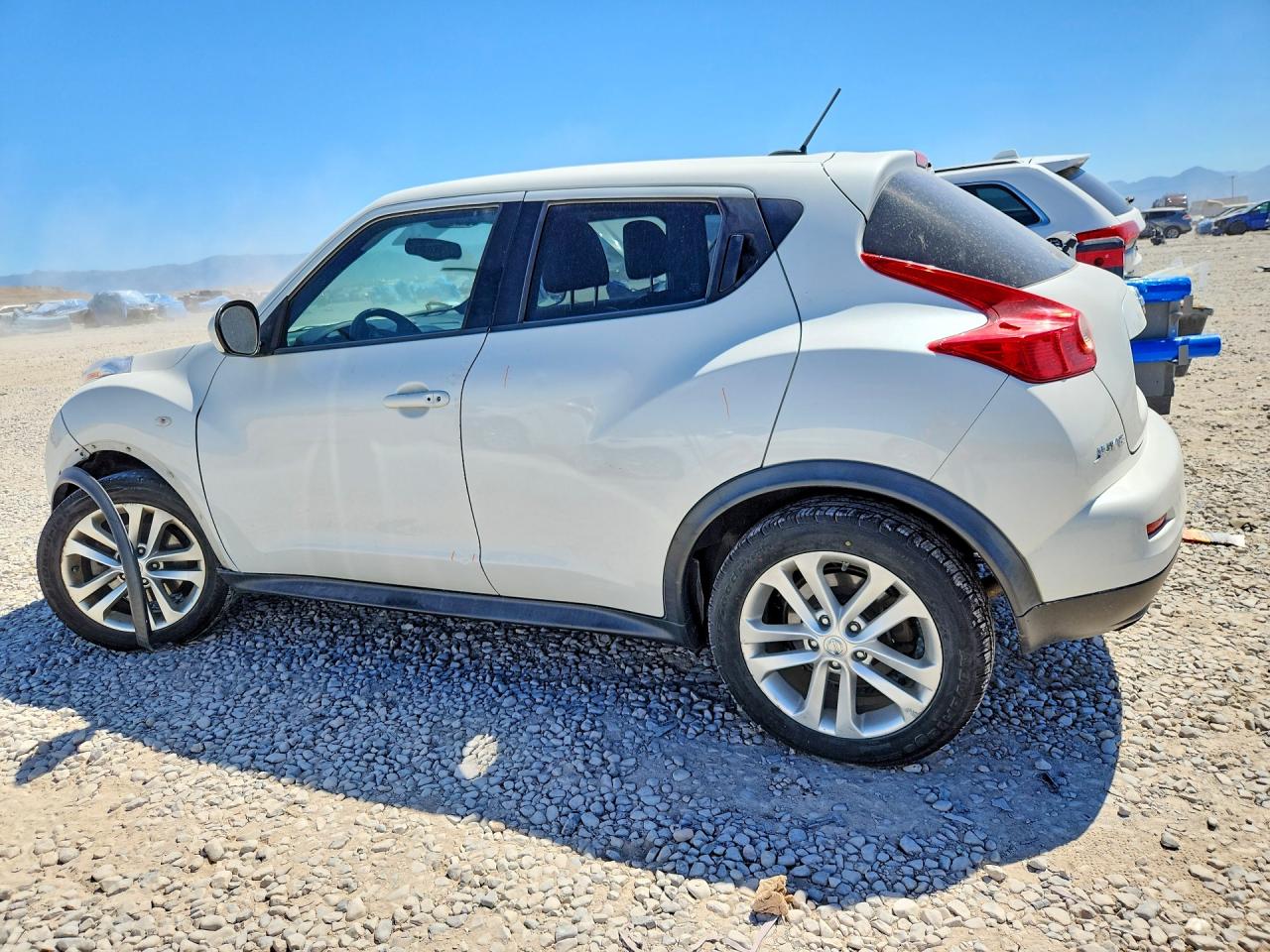 2013 Nissan Juke S Белый vin: JN8AF5MV5DT212357