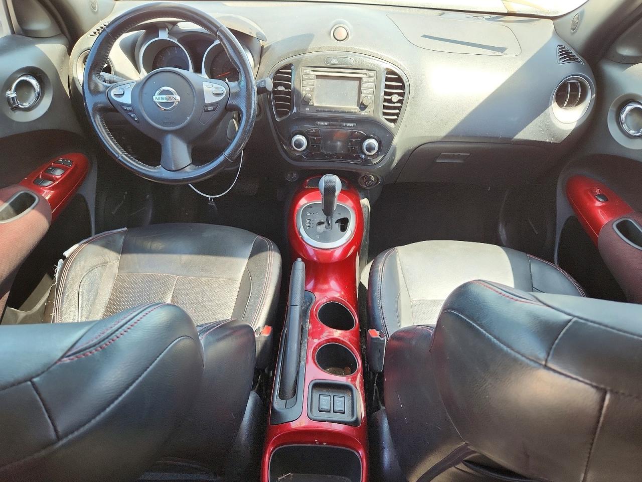 2013 Nissan Juke S Белый vin: JN8AF5MV5DT212357