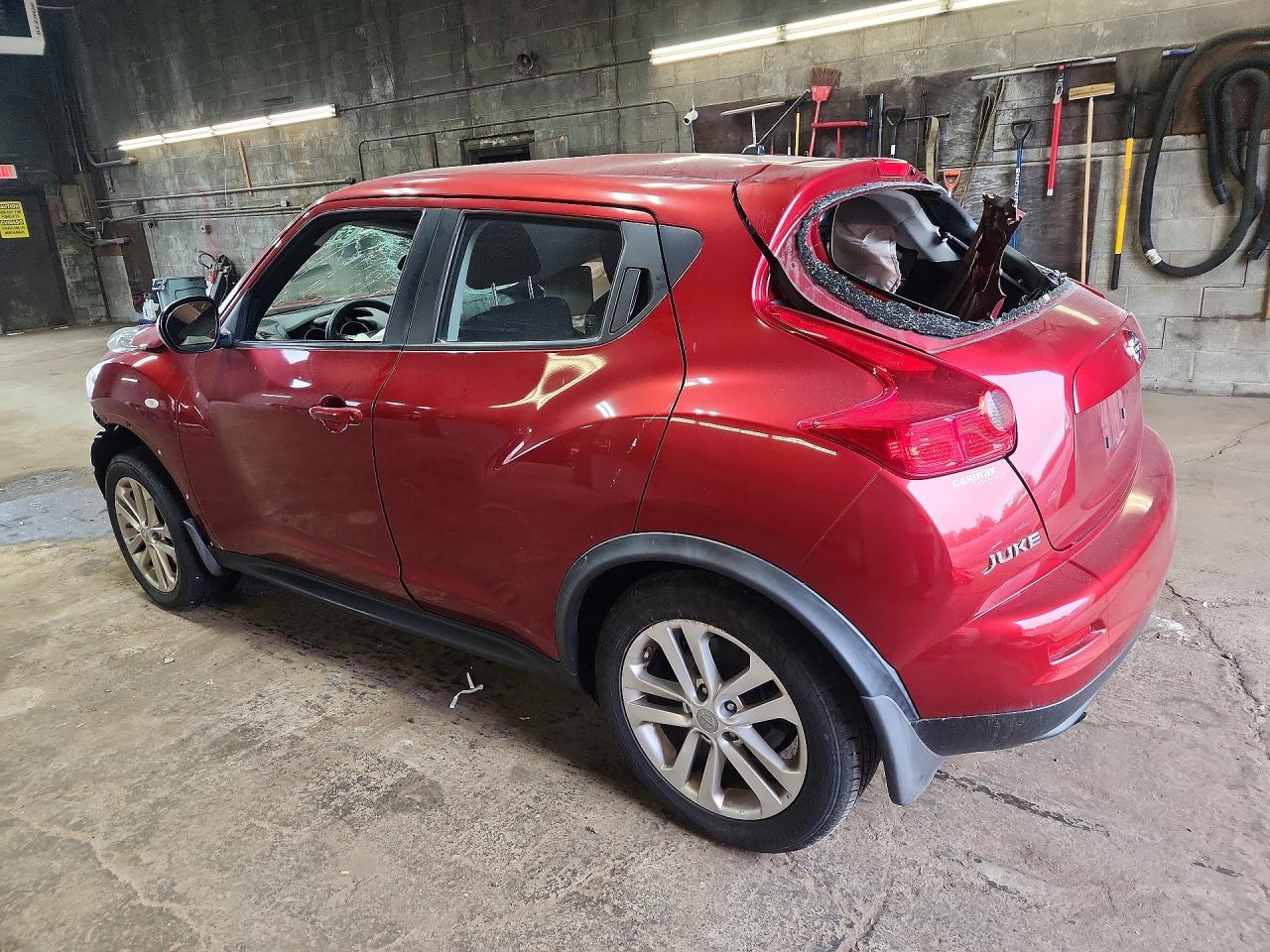 2013 Nissan Juke S Burgundy vin: JN8AF5MV5DT213749