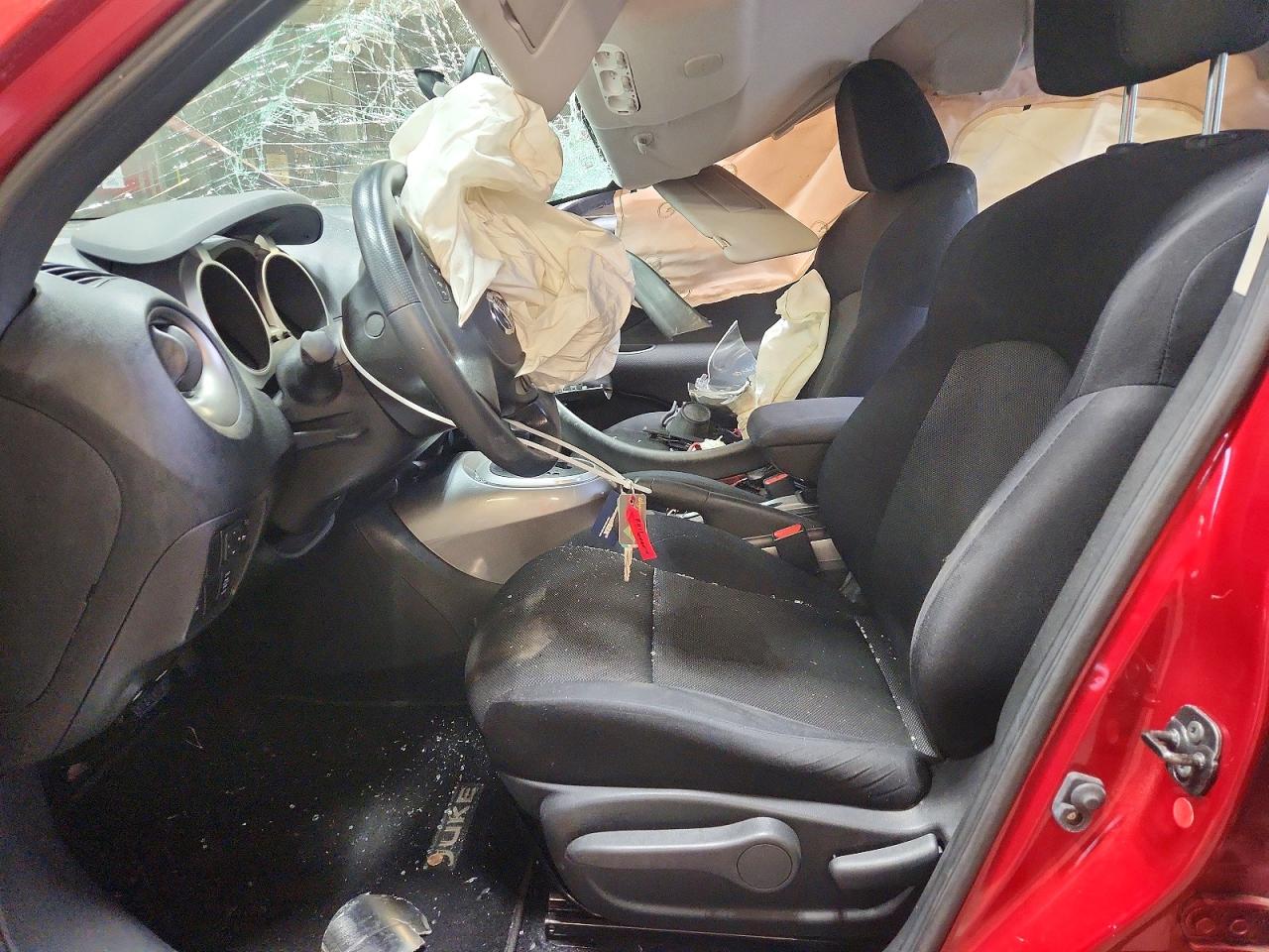 2013 Nissan Juke S Burgundy vin: JN8AF5MV5DT213749