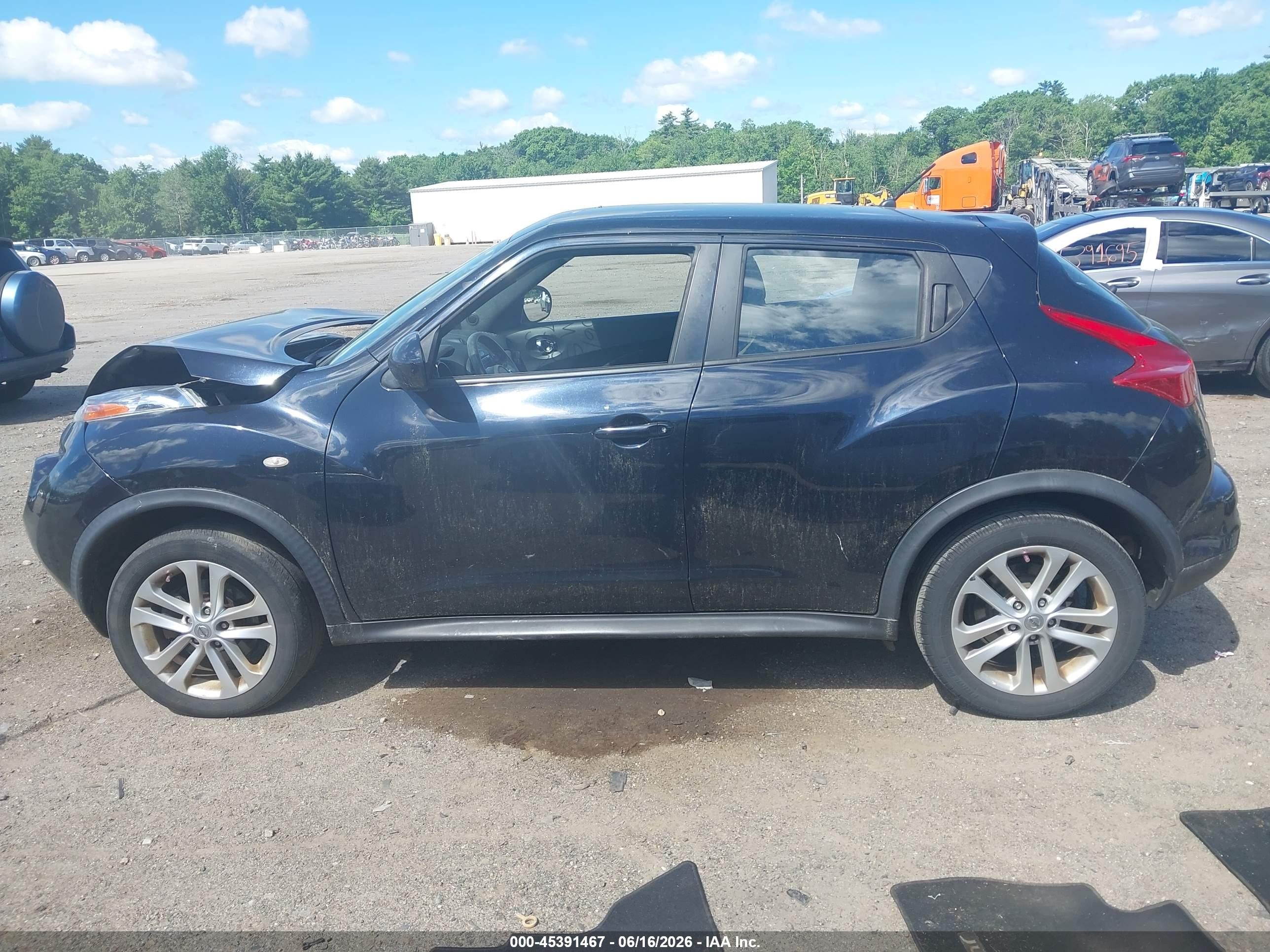 2013 Nissan Juke S Black vin: JN8AF5MV5DT217509