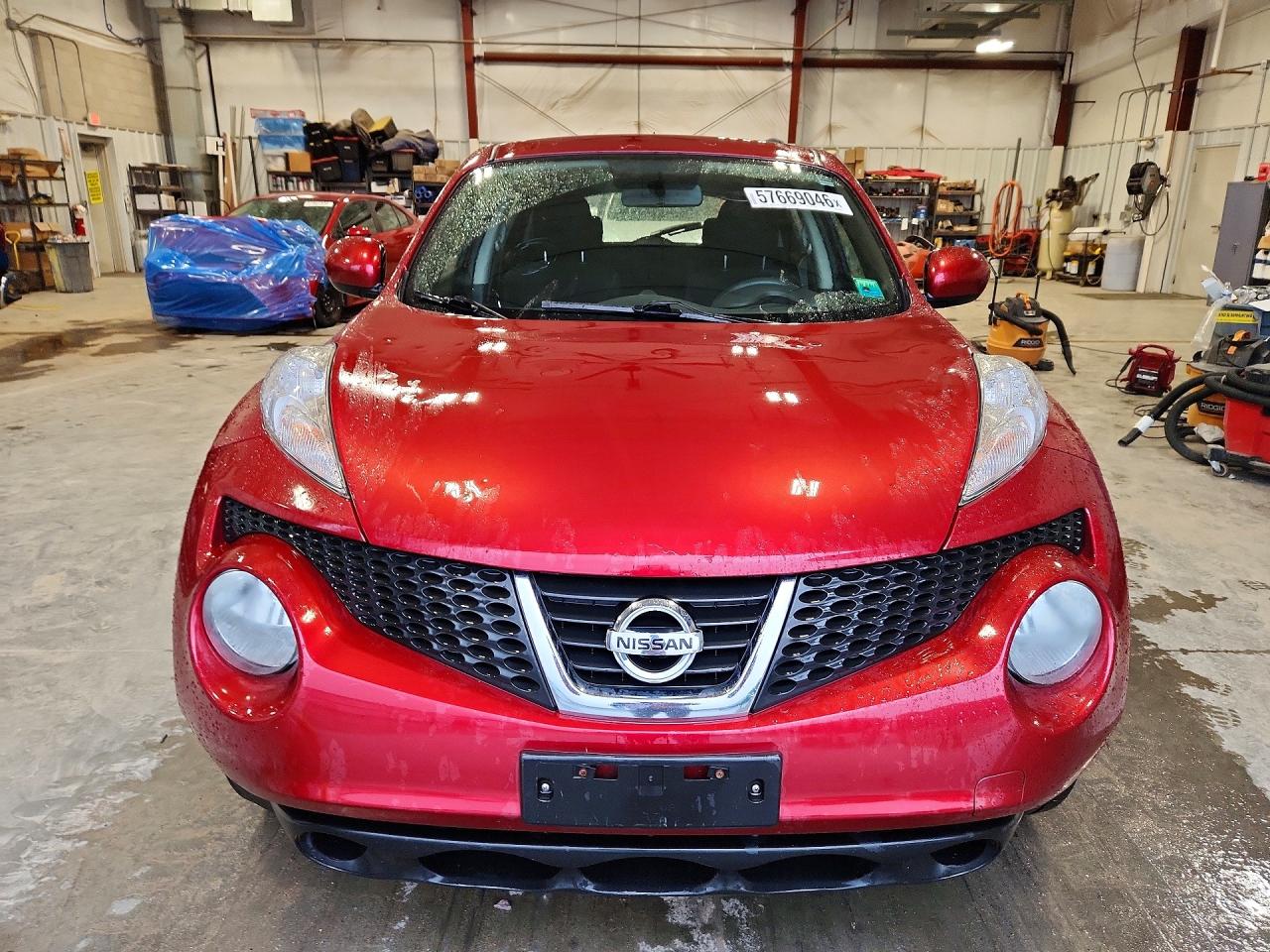 2013 Nissan Juke S Red vin: JN8AF5MV5DT229613