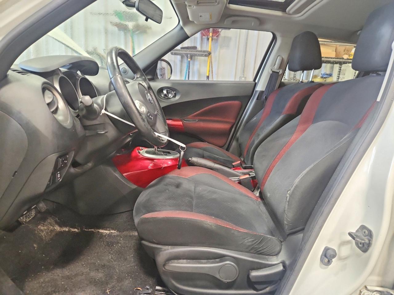 2014 Nissan Juke Sv White vin: JN8AF5MV5ET355231