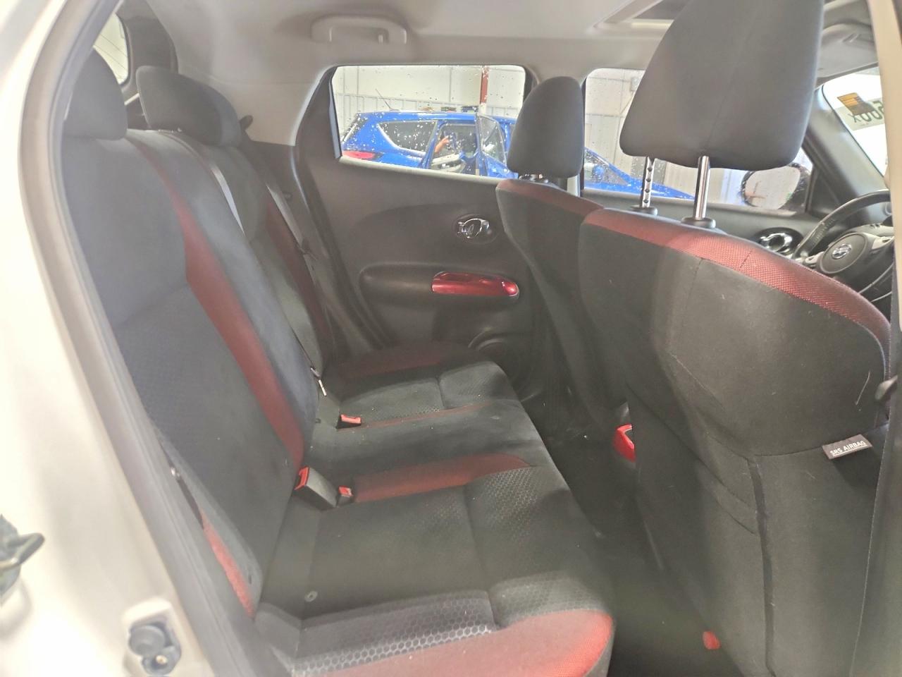 2014 Nissan Juke Sv White vin: JN8AF5MV5ET355231