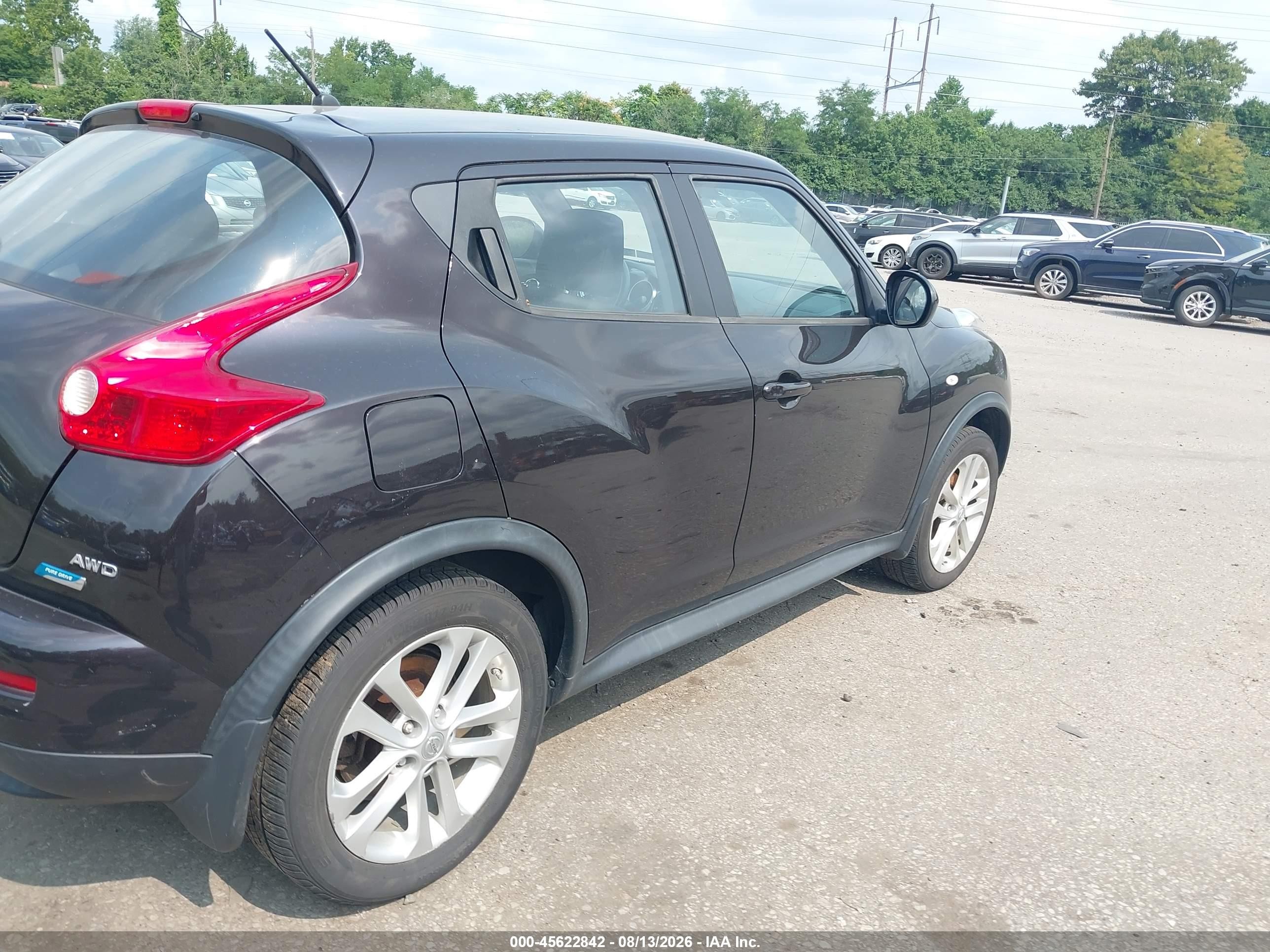 2014 Nissan Juke S Burgundy vin: JN8AF5MV5ET363569