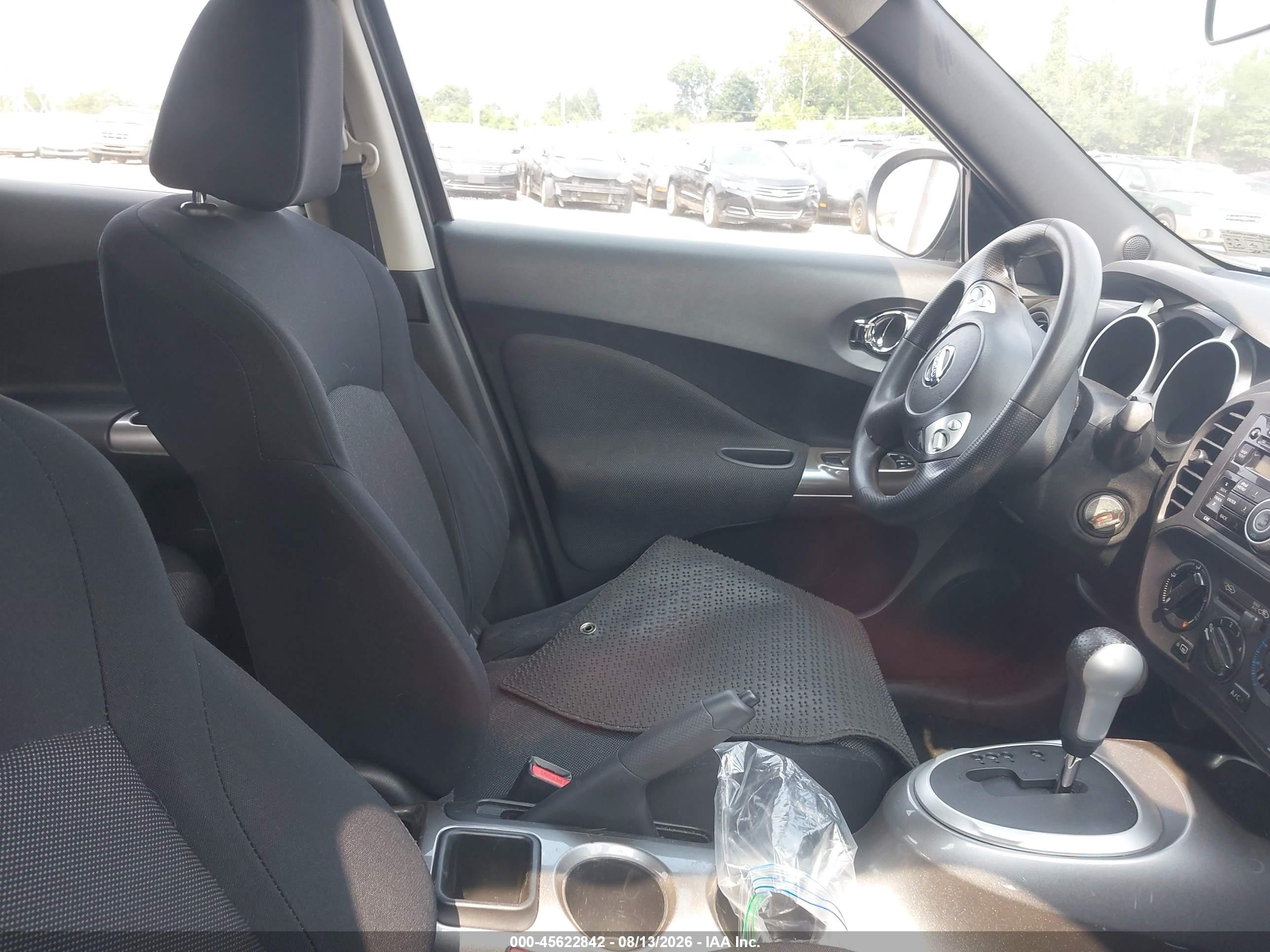 2014 Nissan Juke S Burgundy vin: JN8AF5MV5ET363569