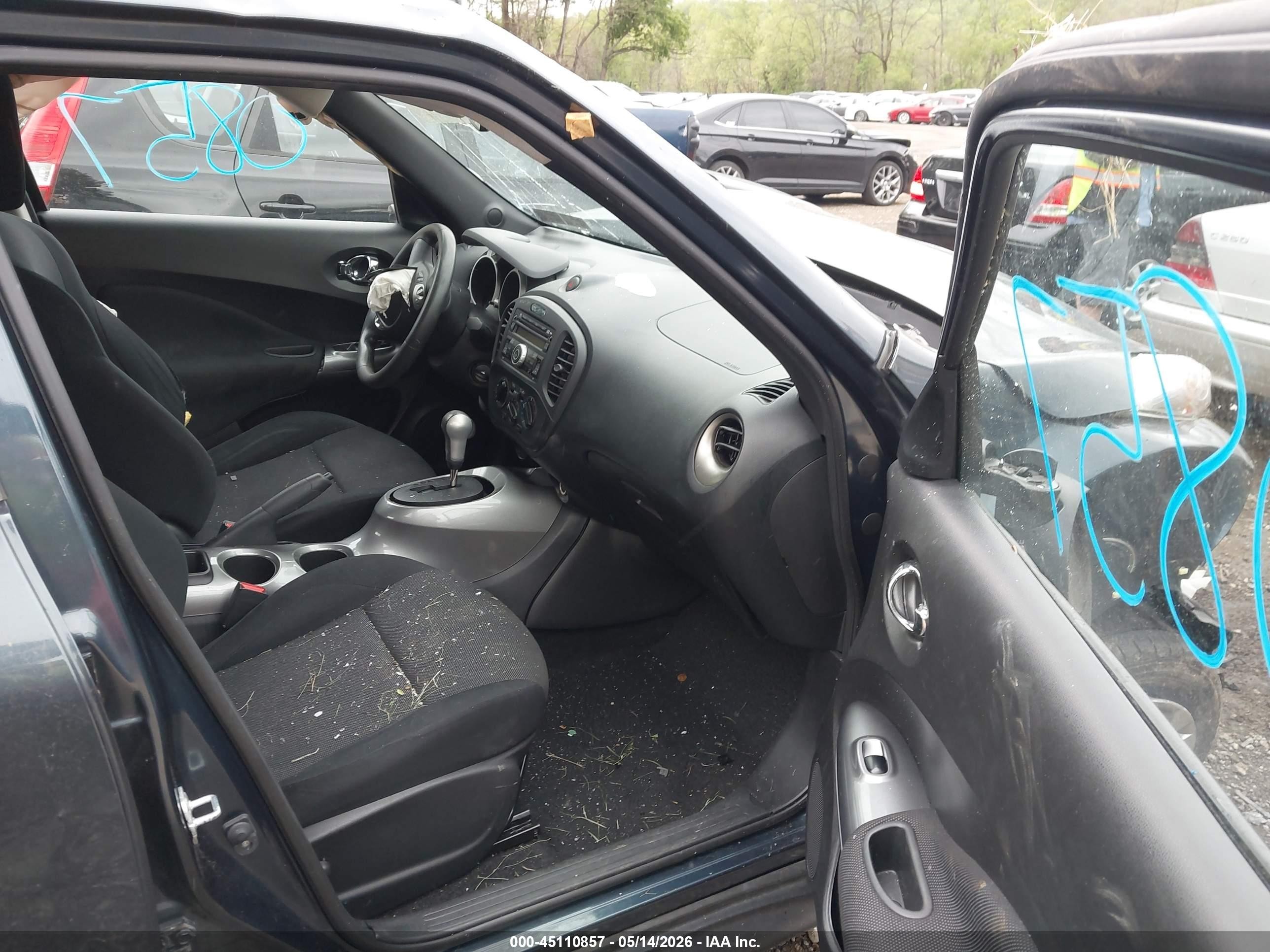 2014 Nissan Juke S Blue vin: JN8AF5MV5ET482058