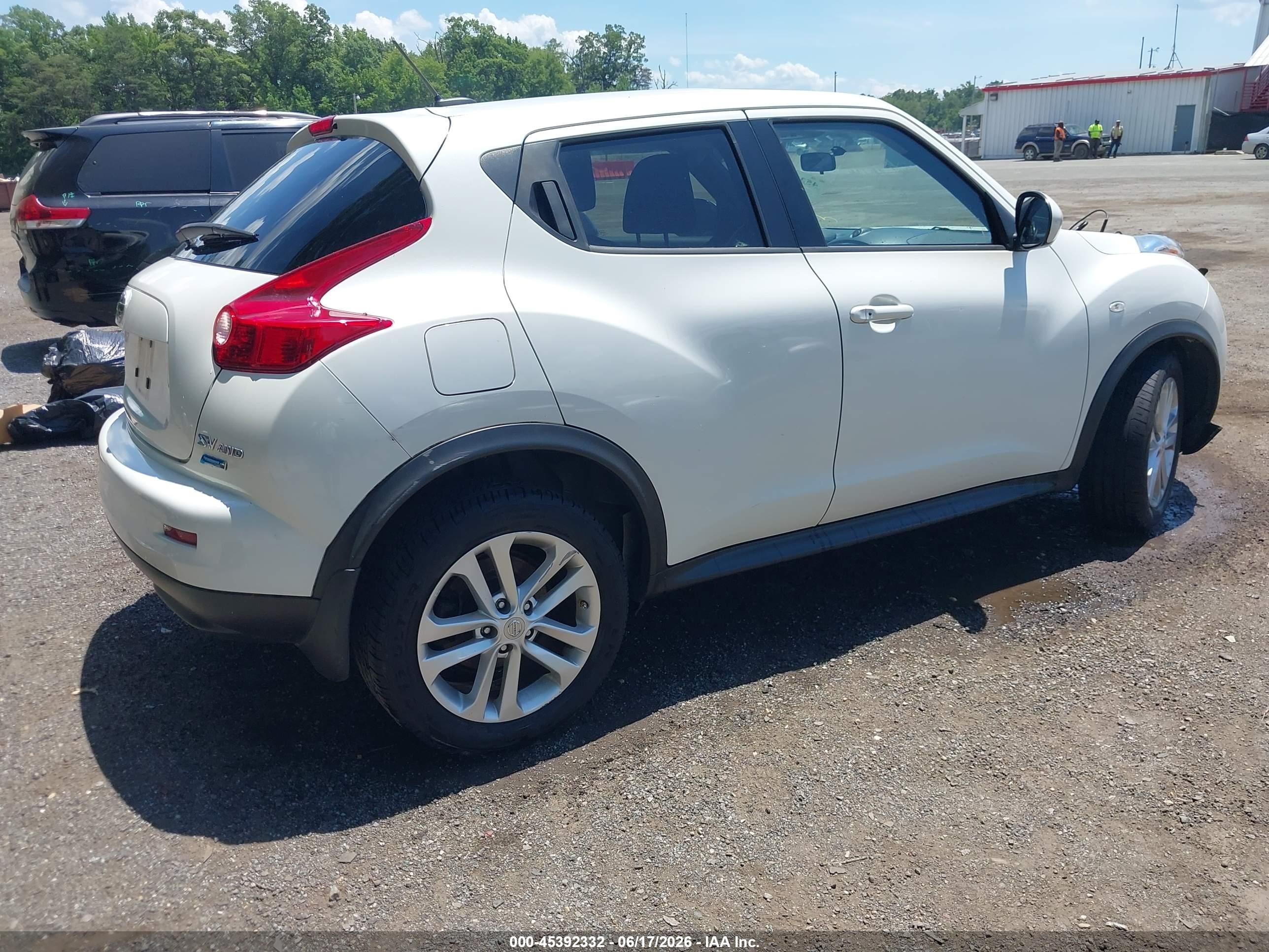2014 Nissan Juke Sv White vin: JN8AF5MV5ET482898