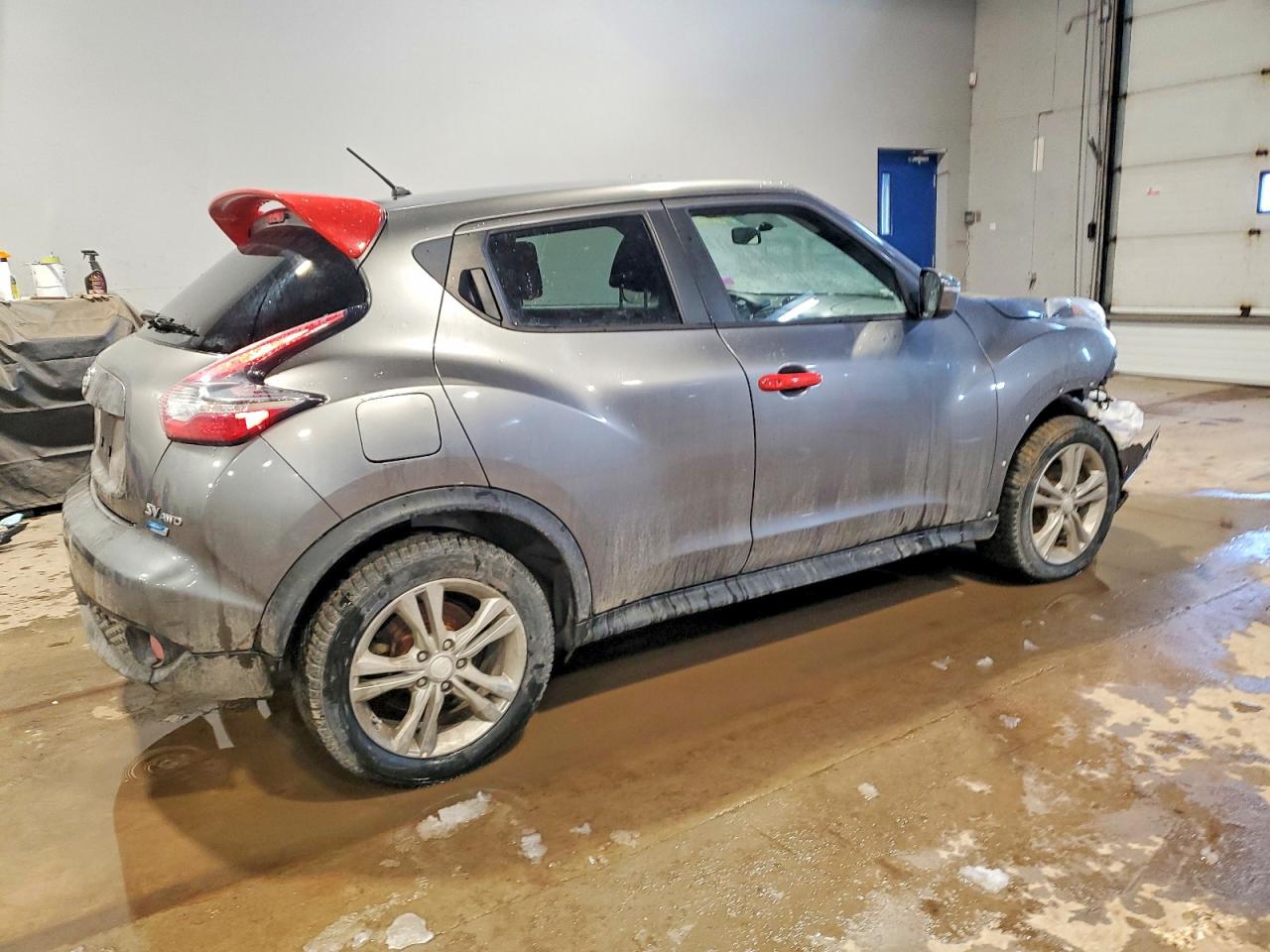 2015 Nissan Juke S Gray vin: JN8AF5MV5FT550487