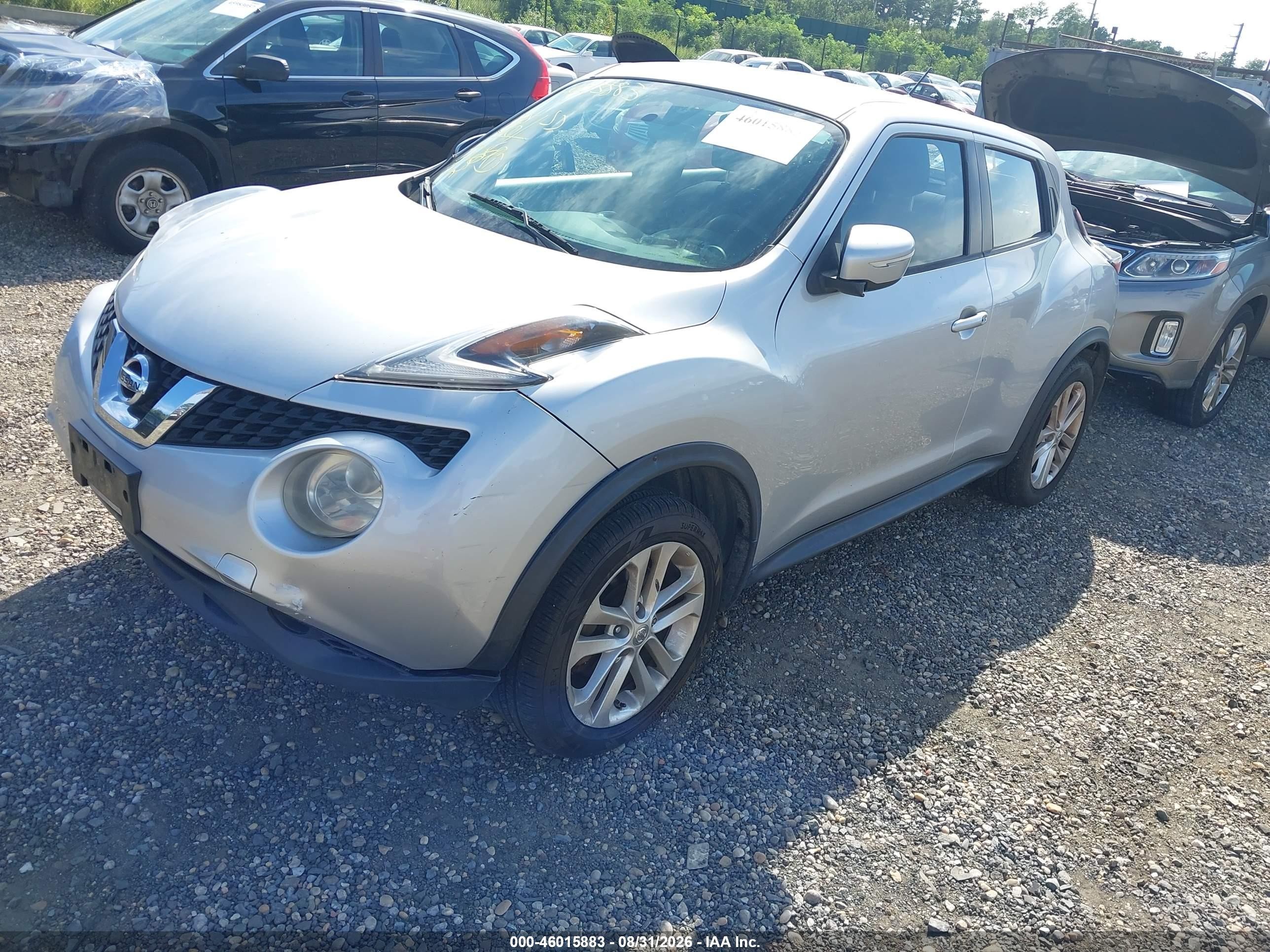 2015 Nissan Juke S Silver vin: JN8AF5MV5FT552014