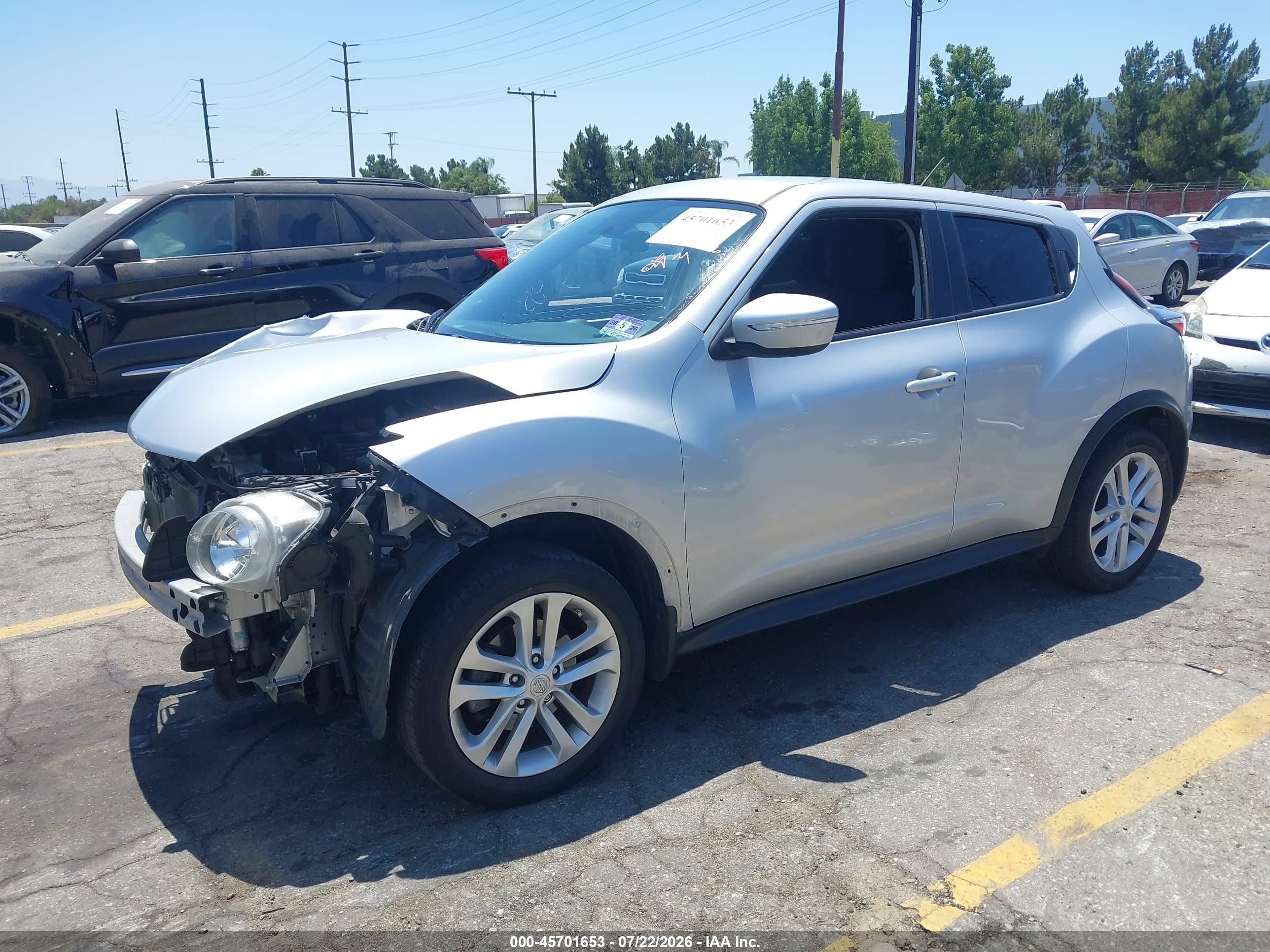 2015 Nissan Juke S Silver vin: JN8AF5MV5FT556824