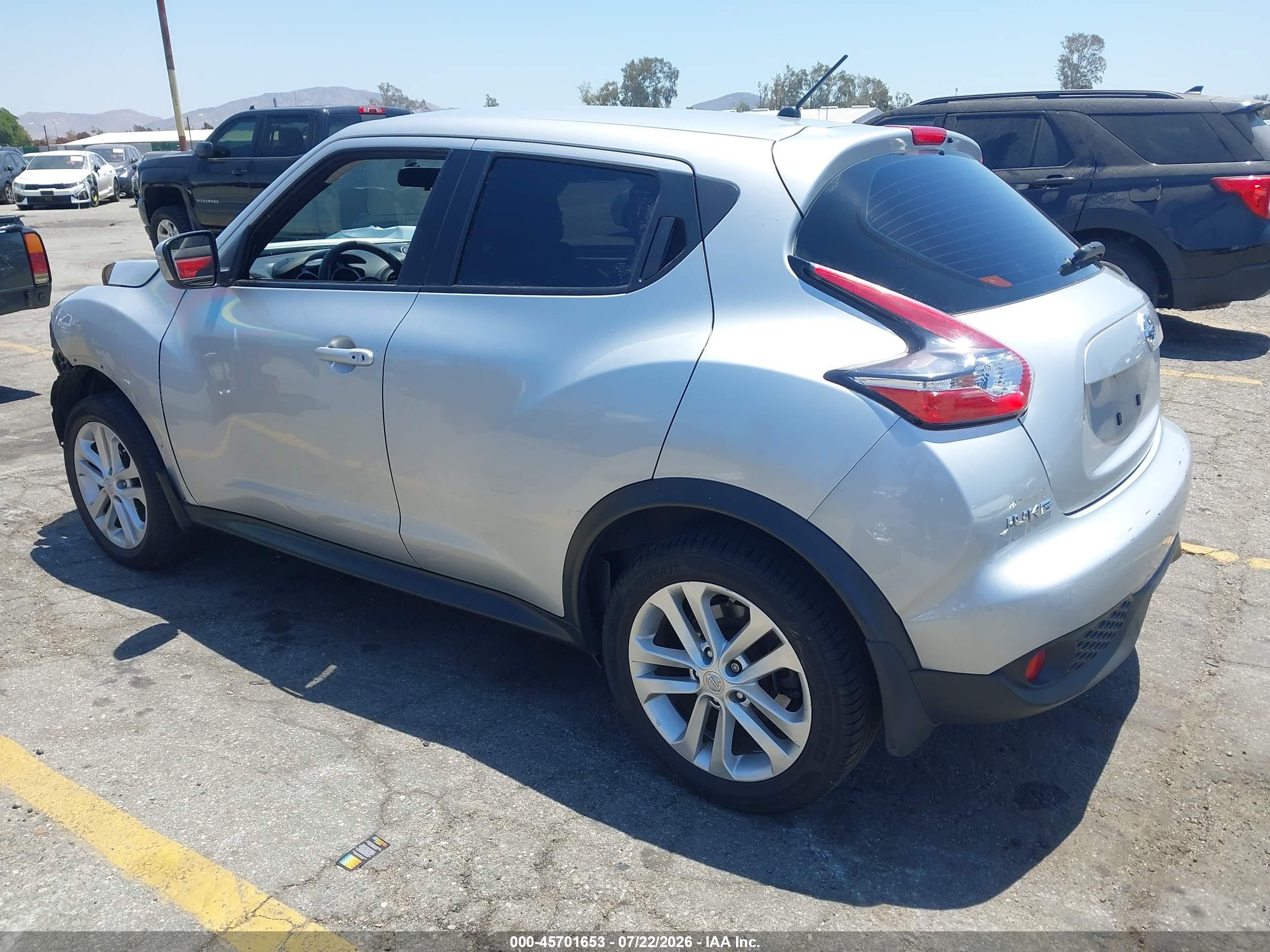 2015 Nissan Juke S Silver vin: JN8AF5MV5FT556824