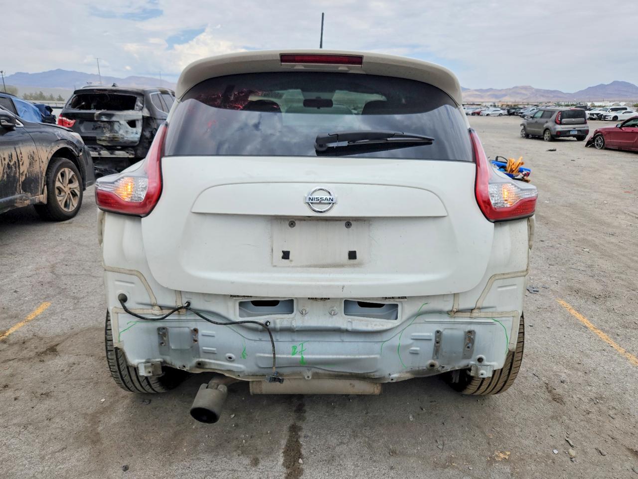 2015 Nissan Juke Nismo White vin: JN8AF5MV5FT559996