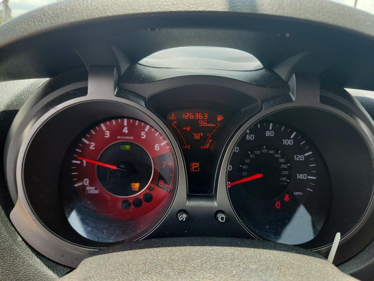 2015 Nissan Juke S Silver vin: JN8AF5MV5FT561456