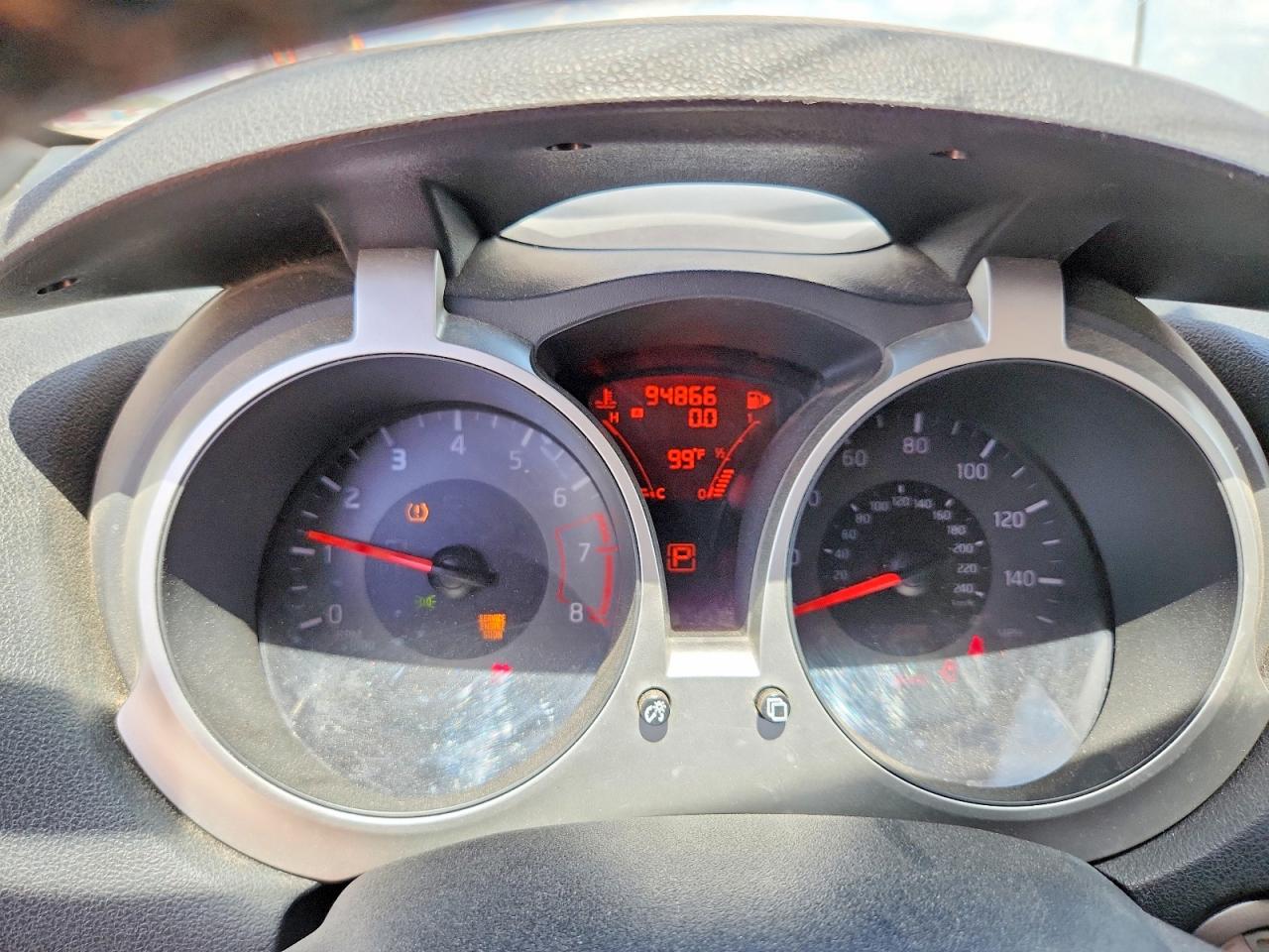 2015 Nissan Juke S Желтый vin: JN8AF5MV5FT564552