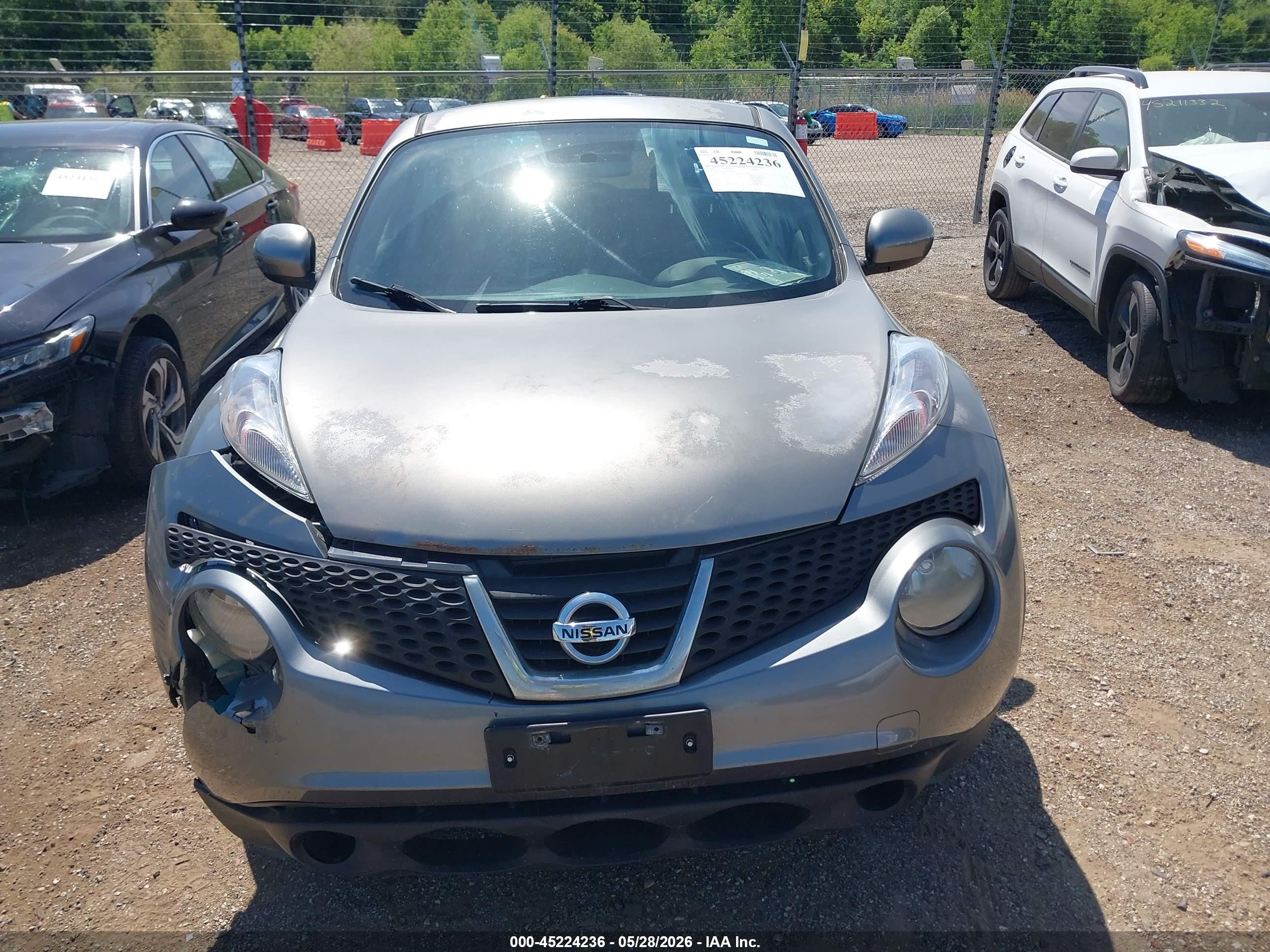 2011 Nissan Juke Sv Серый vin: JN8AF5MV6BT008325