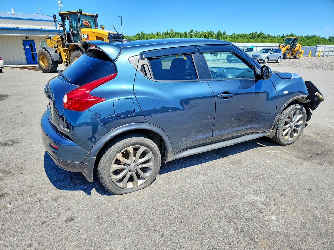 2011 Nissan Juke S Teal vin: JN8AF5MV6BT013914