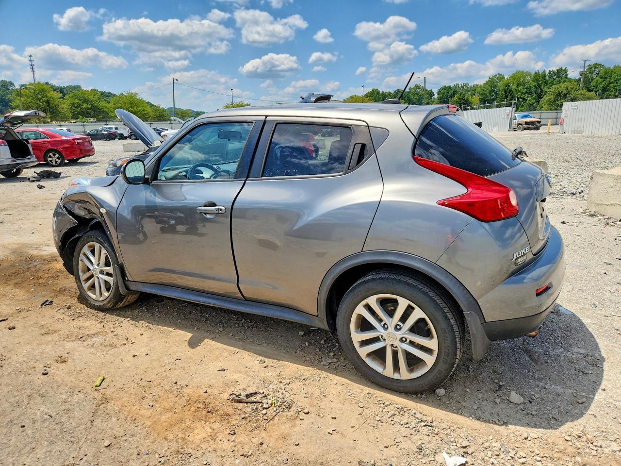 2011 Nissan Juke S Silver vin: JN8AF5MV6BT019907