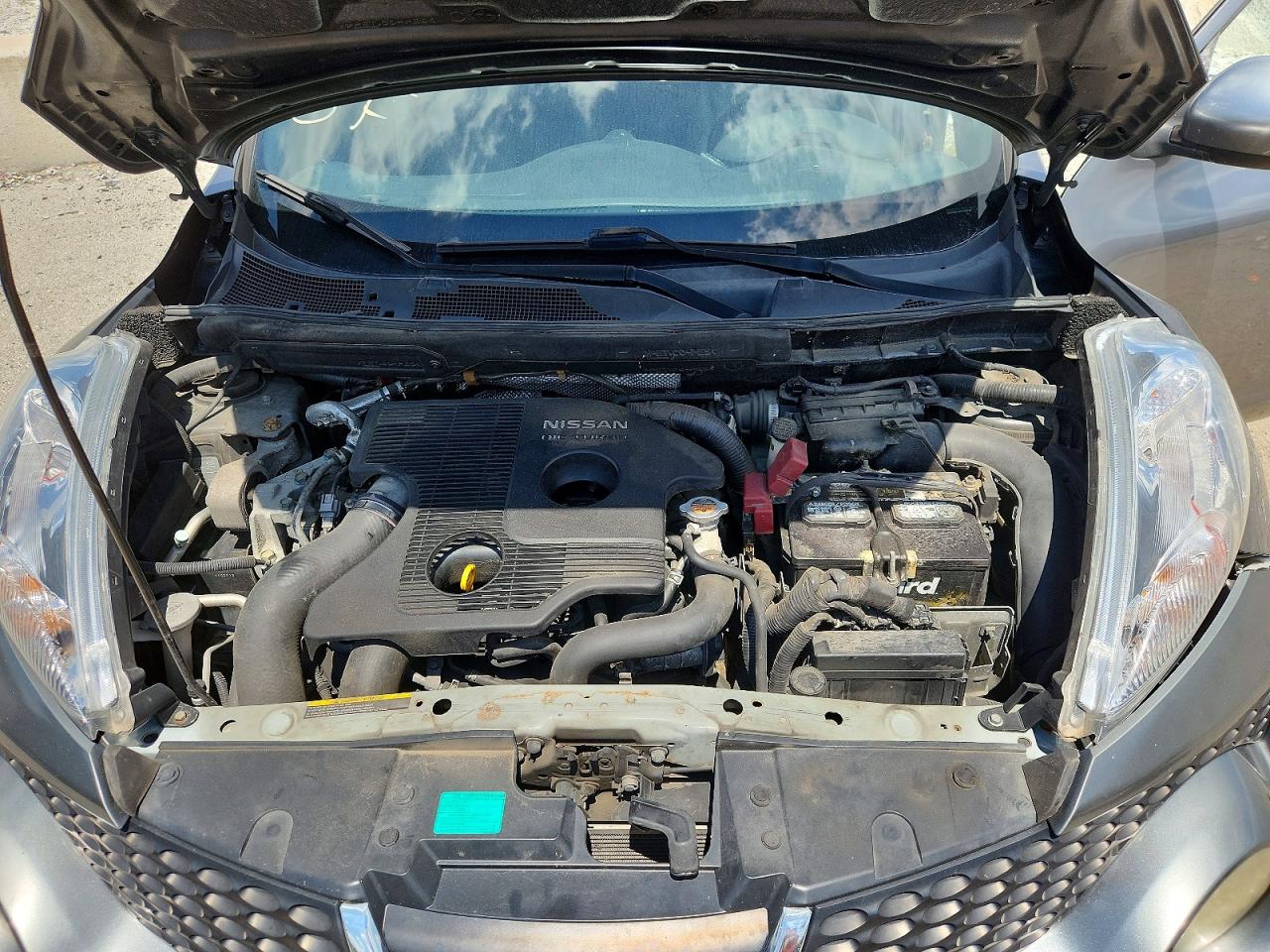 2011 Nissan Juke S Silver vin: JN8AF5MV6BT019907