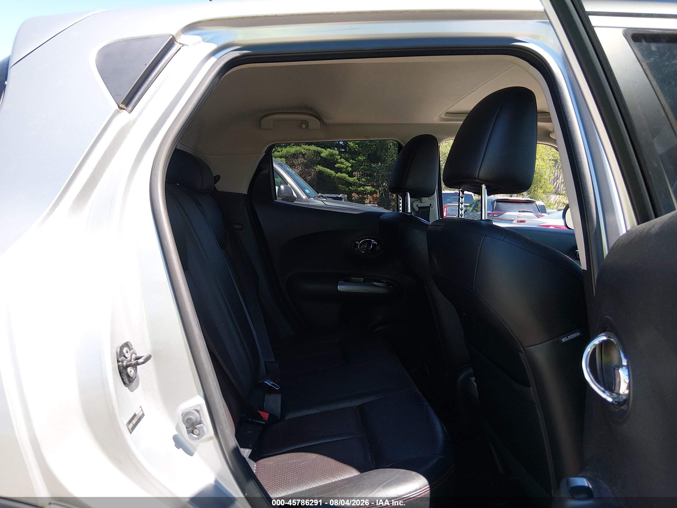2011 Nissan Juke Sl Silver vin: JN8AF5MV6BT019986