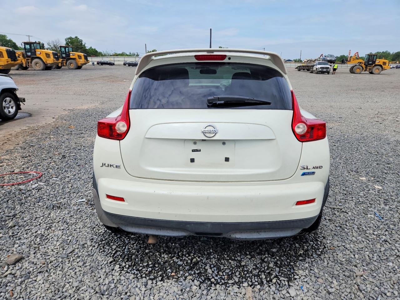 2012 Nissan Juke S White vin: JN8AF5MV6CT109883