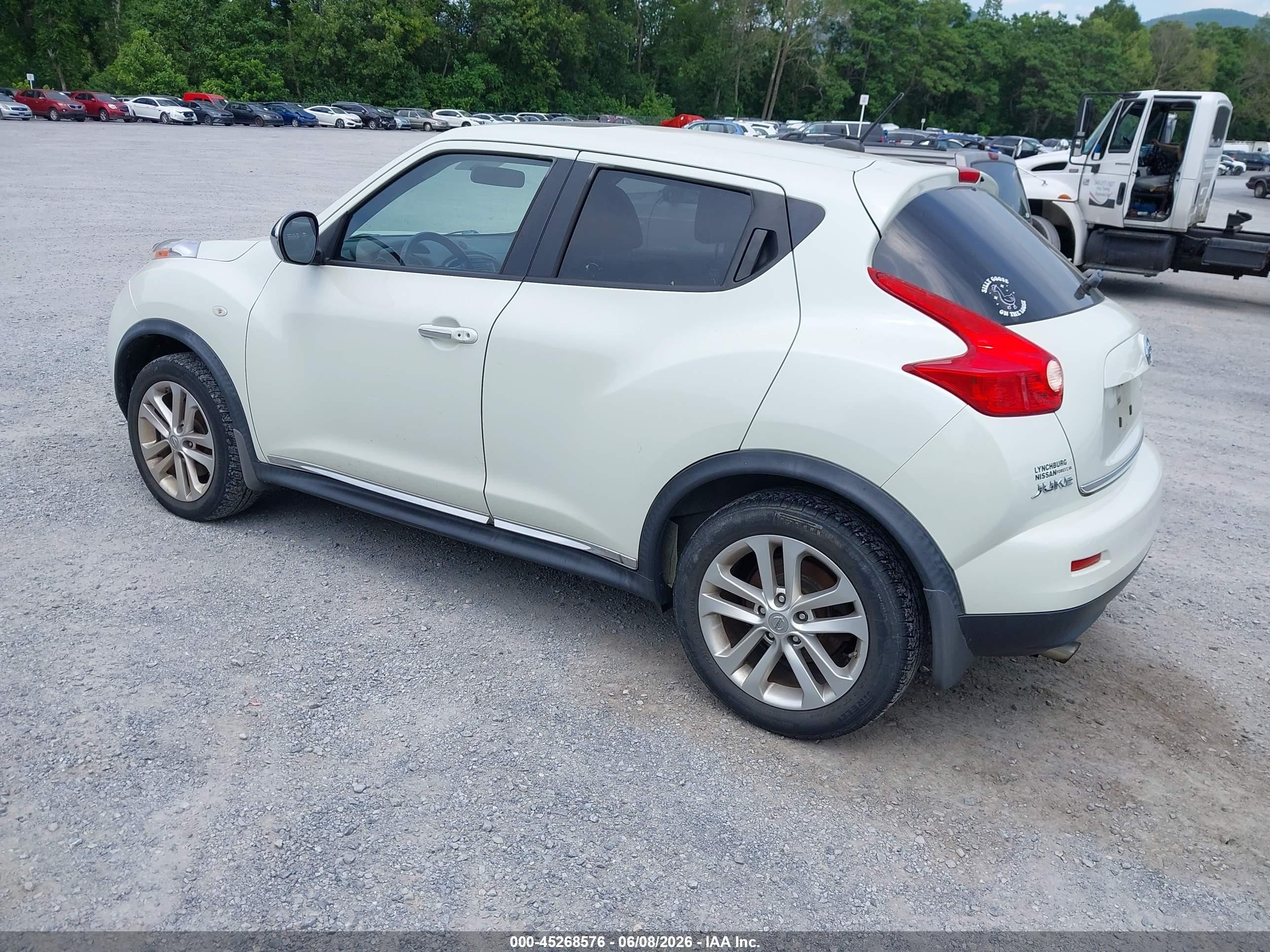 2012 Nissan Juke Sv White vin: JN8AF5MV6CT124707