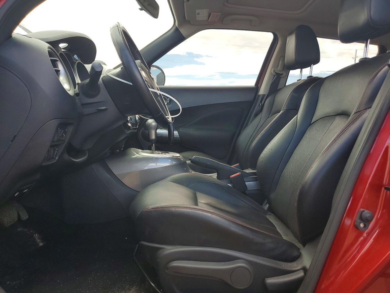 2013 Nissan Juke S Red vin: JN8AF5MV6DT207510