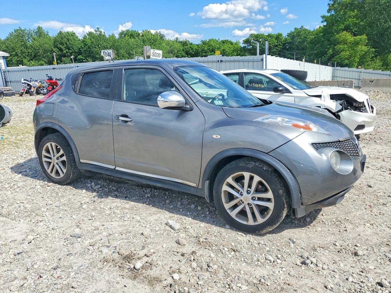 2013 Nissan Juke S Gray vin: JN8AF5MV6DT215302