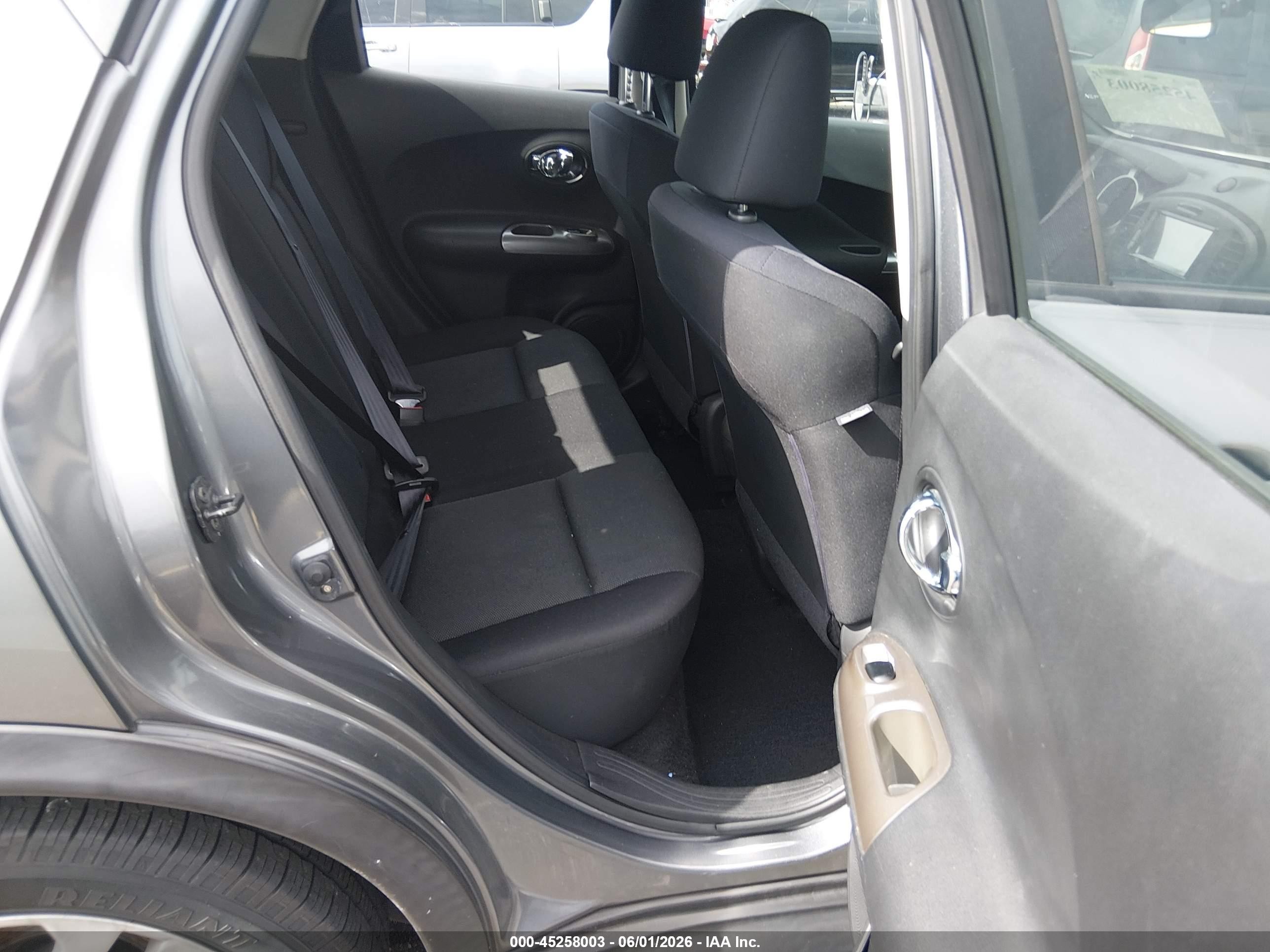2013 Nissan Juke S Gray vin: JN8AF5MV6DT231113