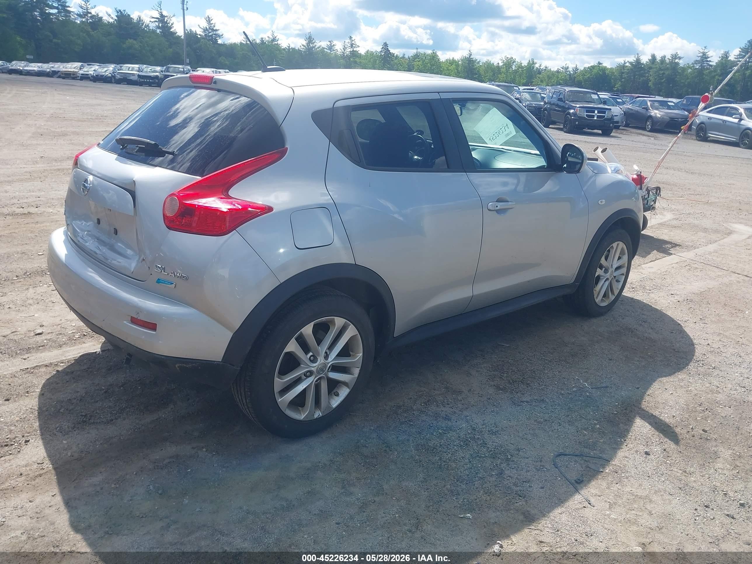 2014 Nissan Juke Sl Silver vin: JN8AF5MV6ET357862